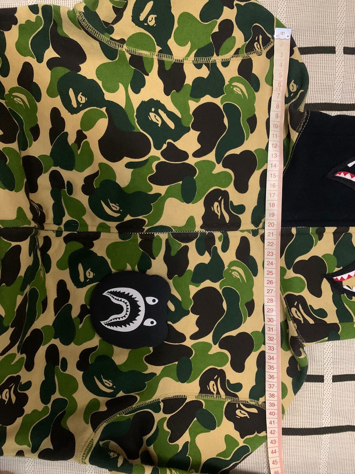 Bape Bape Shark Camo Green Light Jacket S Men Size US S / EU 44-46 / 1 - 9 Thumbnail