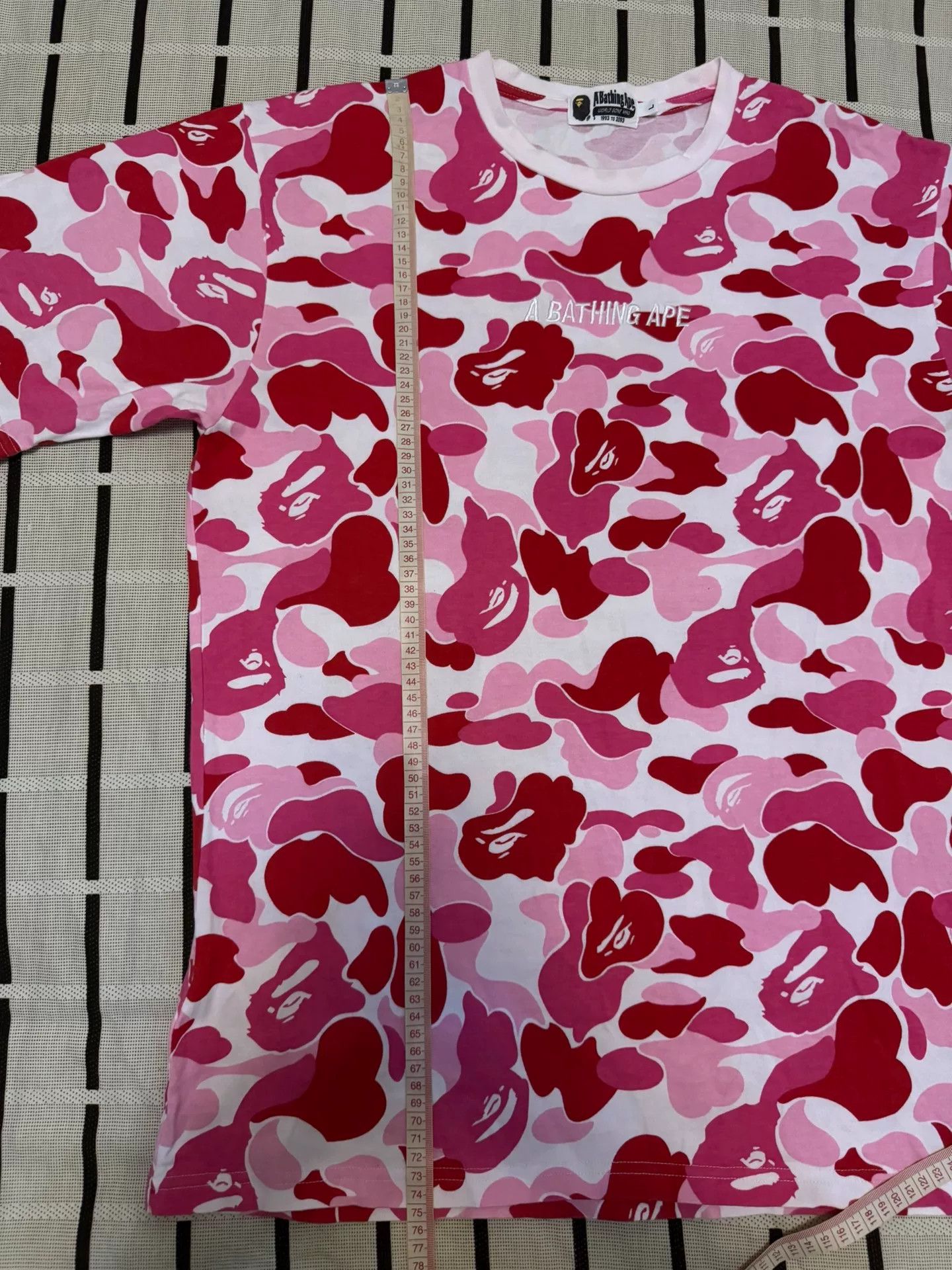 Bape Bape Camo Pink T-Shirt L Men Size US L / EU 52-54 / 3 - 7 Thumbnail