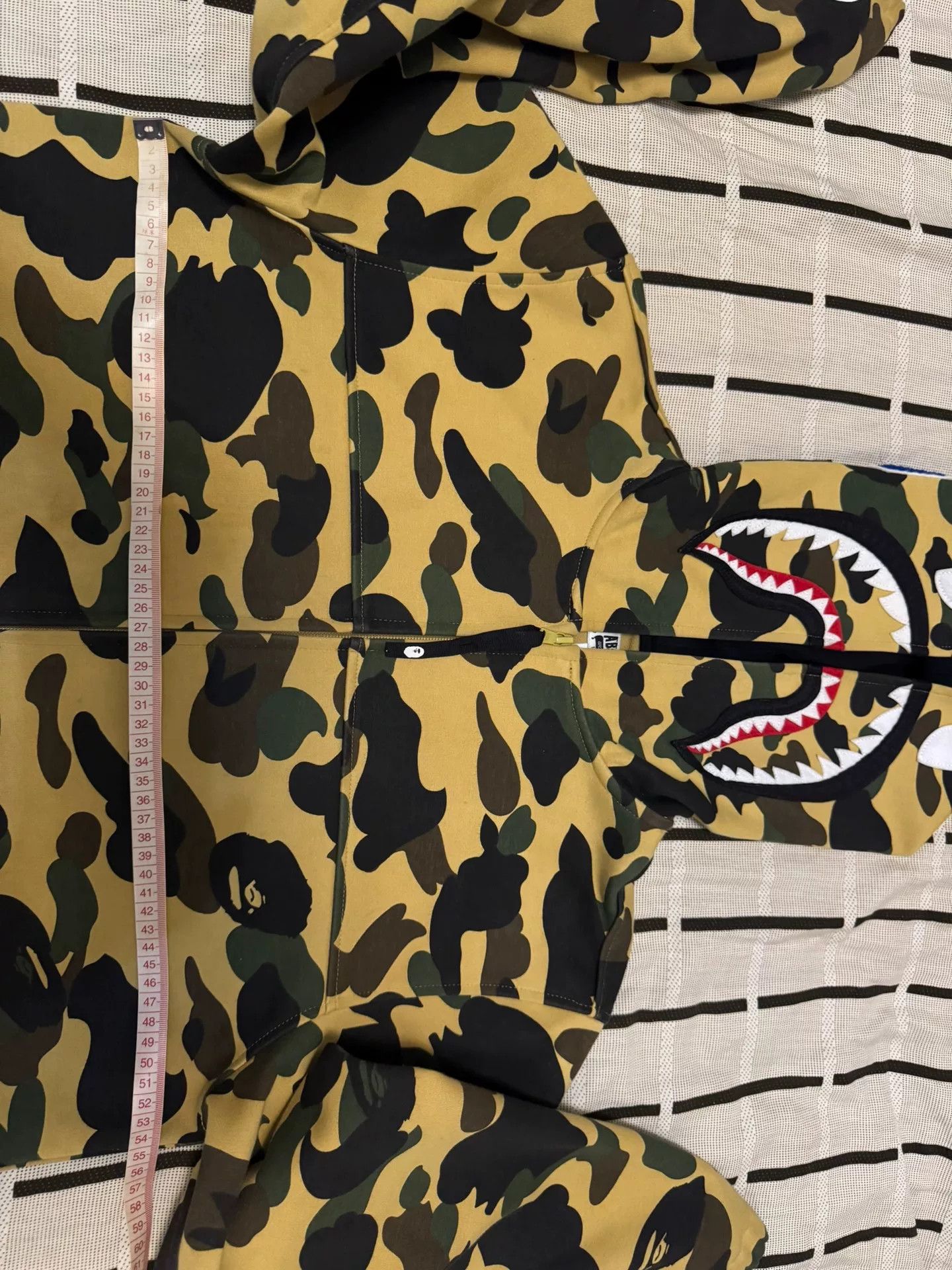 Bape Bape Techwear Camo Yellow Light Jacket S Men Size US S / EU 44-46 / 1 - 7 Thumbnail