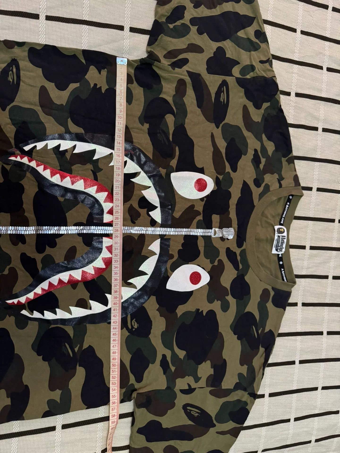 Bape Bape Shark Camo Green T-Shirt Men Size US M / EU 48-50 / 2 - 8 Thumbnail