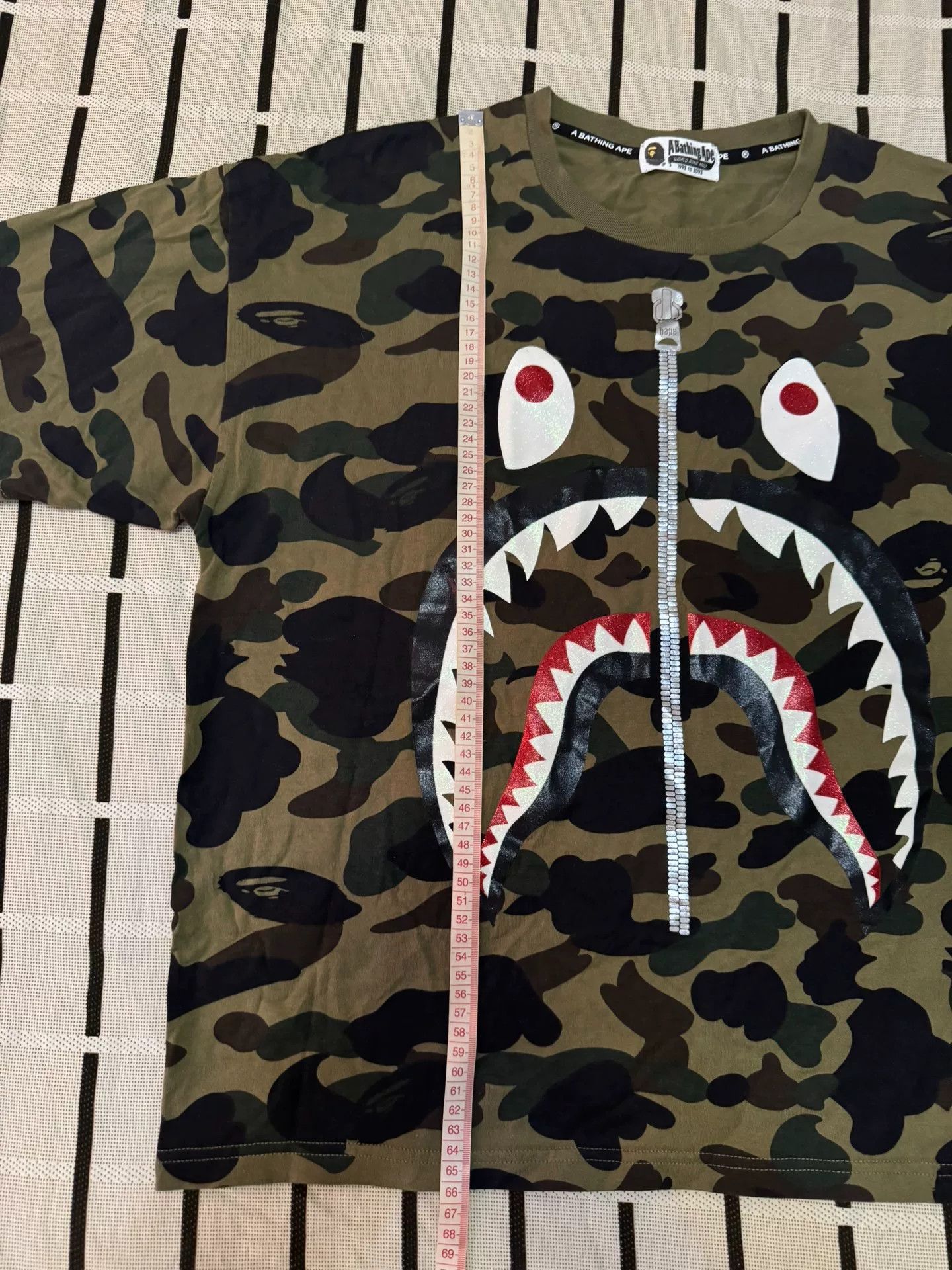 Bape Bape Shark Camo Green T-Shirt Men Size US M / EU 48-50 / 2 - 7 Thumbnail