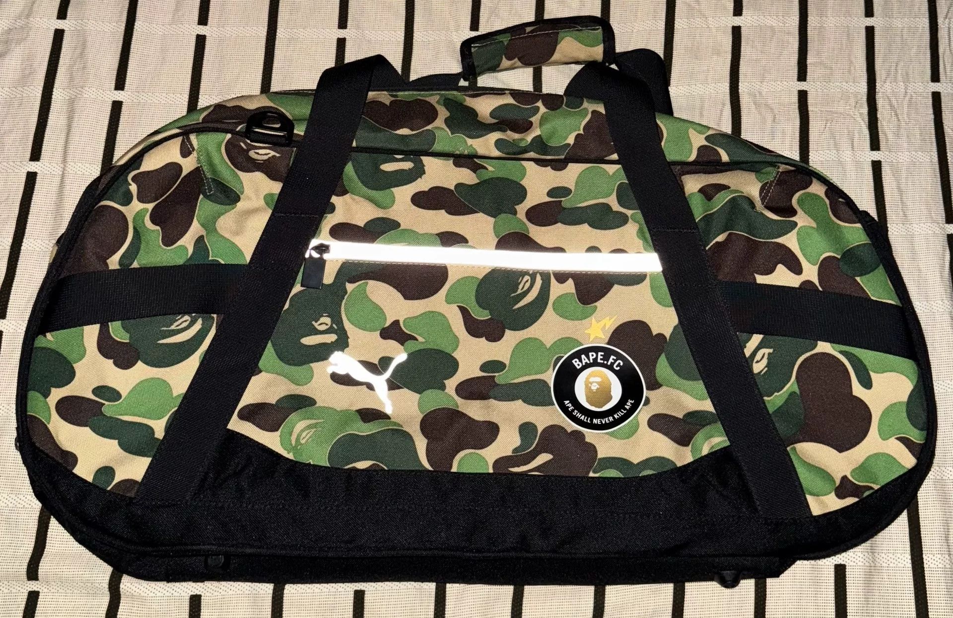 Bape Bape Camo Rare Green Bag M Men Size ONE SIZE - 2 Thumbnail