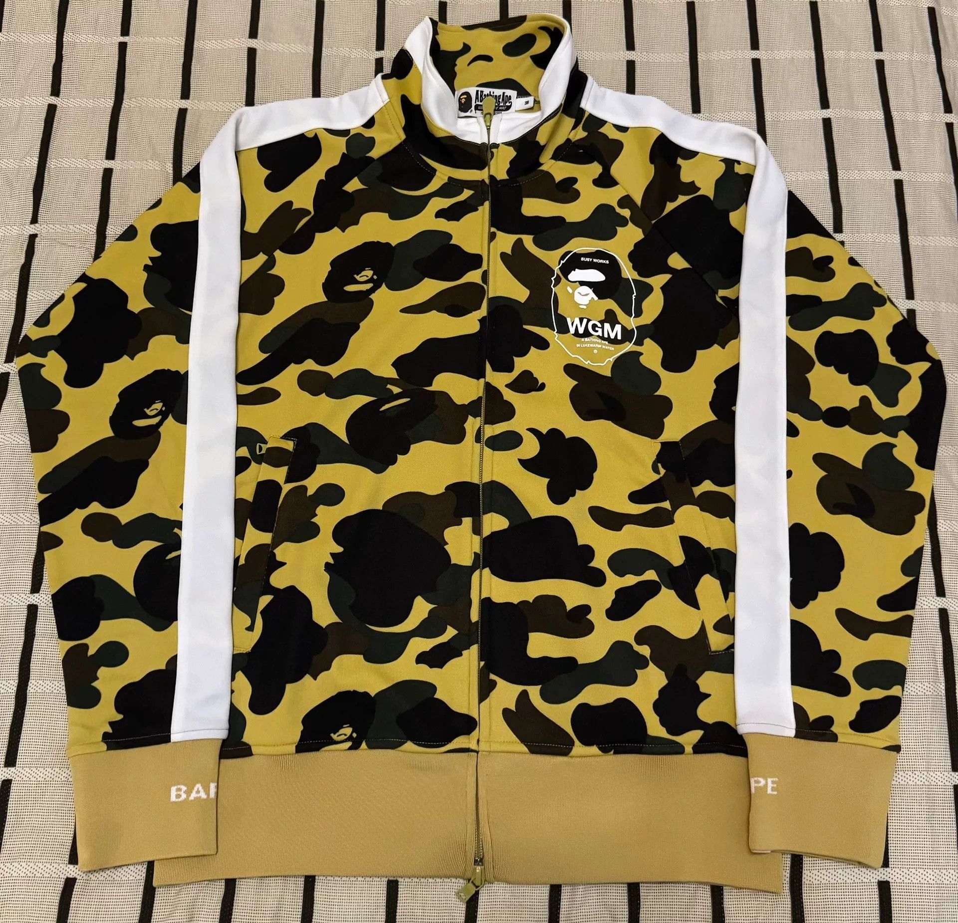 Bape Bape Camo Ape Head Multi Light Jacket M Men Size US M / EU 48-50 / 2 - 2 Thumbnail