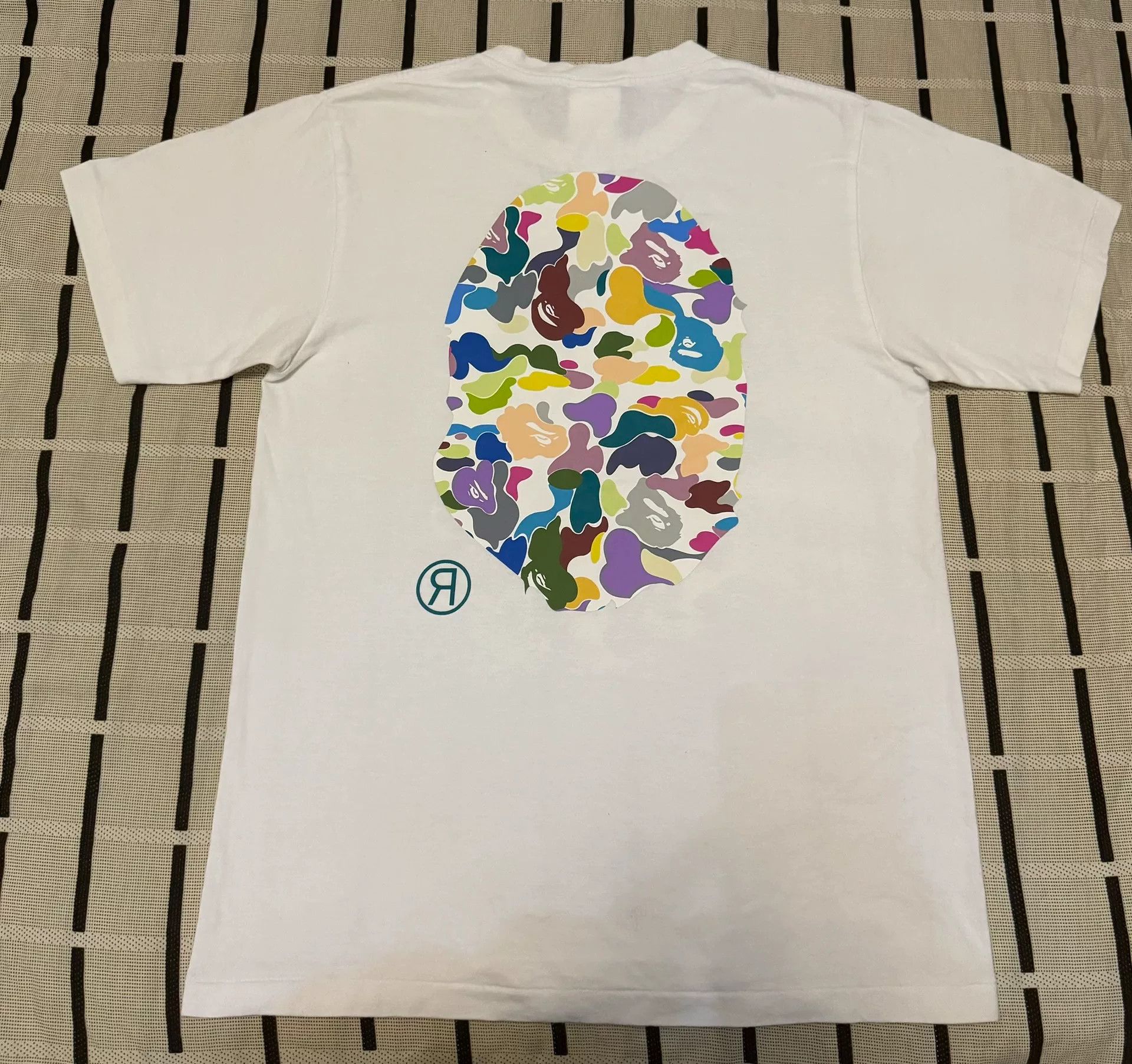 Bape Bape Camo Ape Head Gold T-Shirt S Men Size US S / EU 44-46 / 1 - 2 Thumbnail