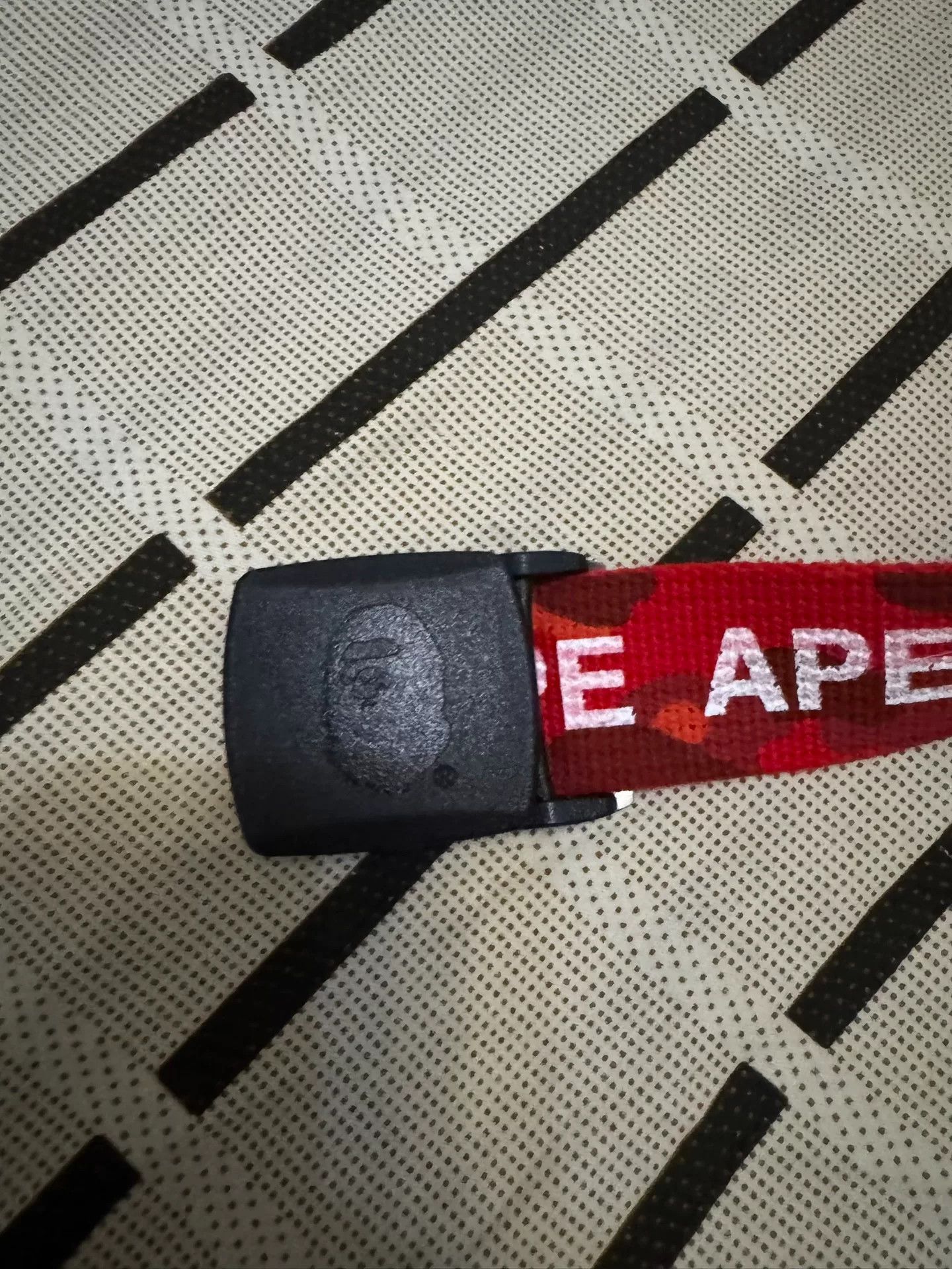 Bape Bape Camo Ape Head Red Belt S Men Size ONE SIZE - 3 Thumbnail