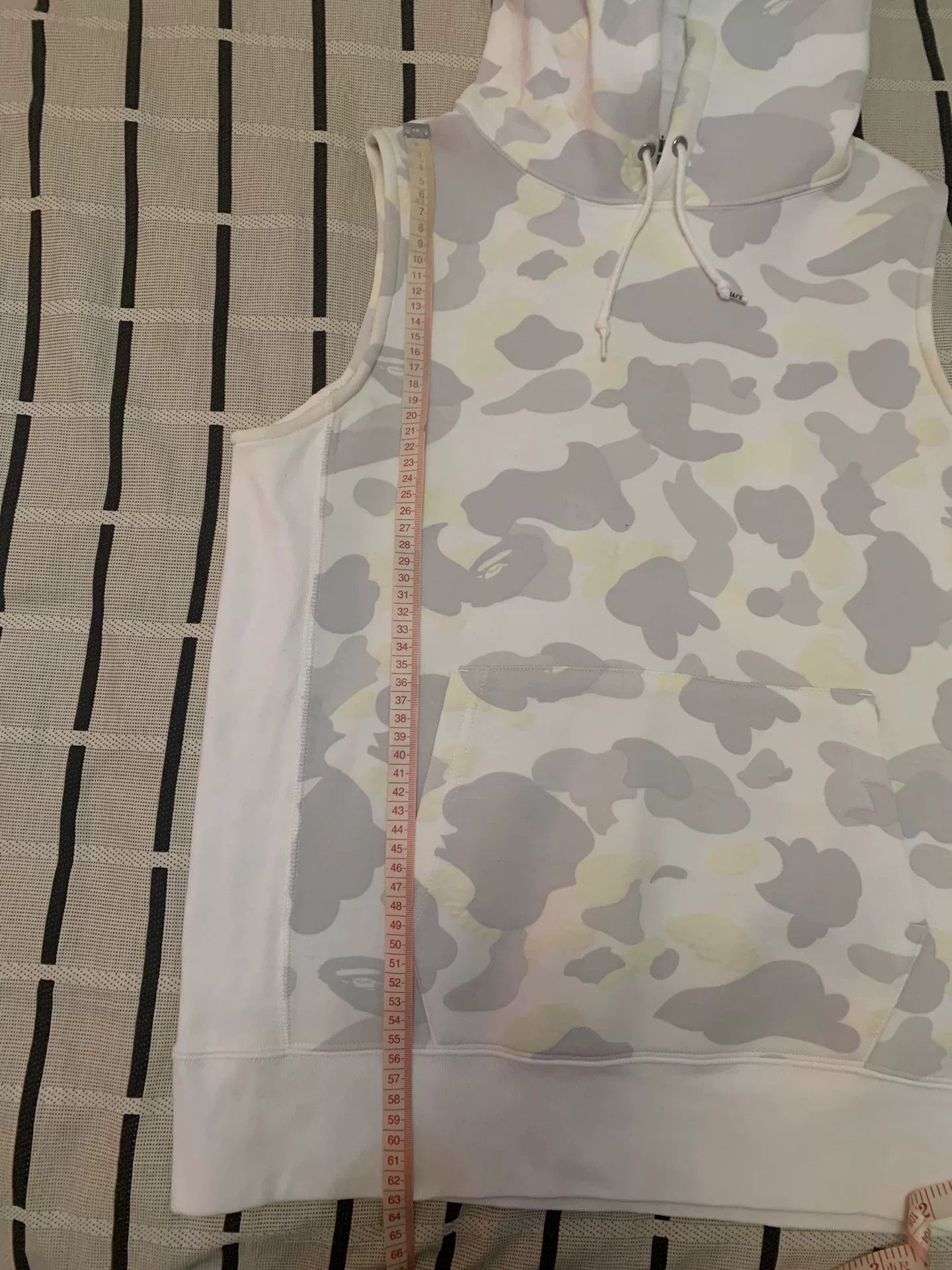 Bape Bape Camo Cotton White Tank Top S Men Size US S / EU 44-46 / 1 - 8 Thumbnail
