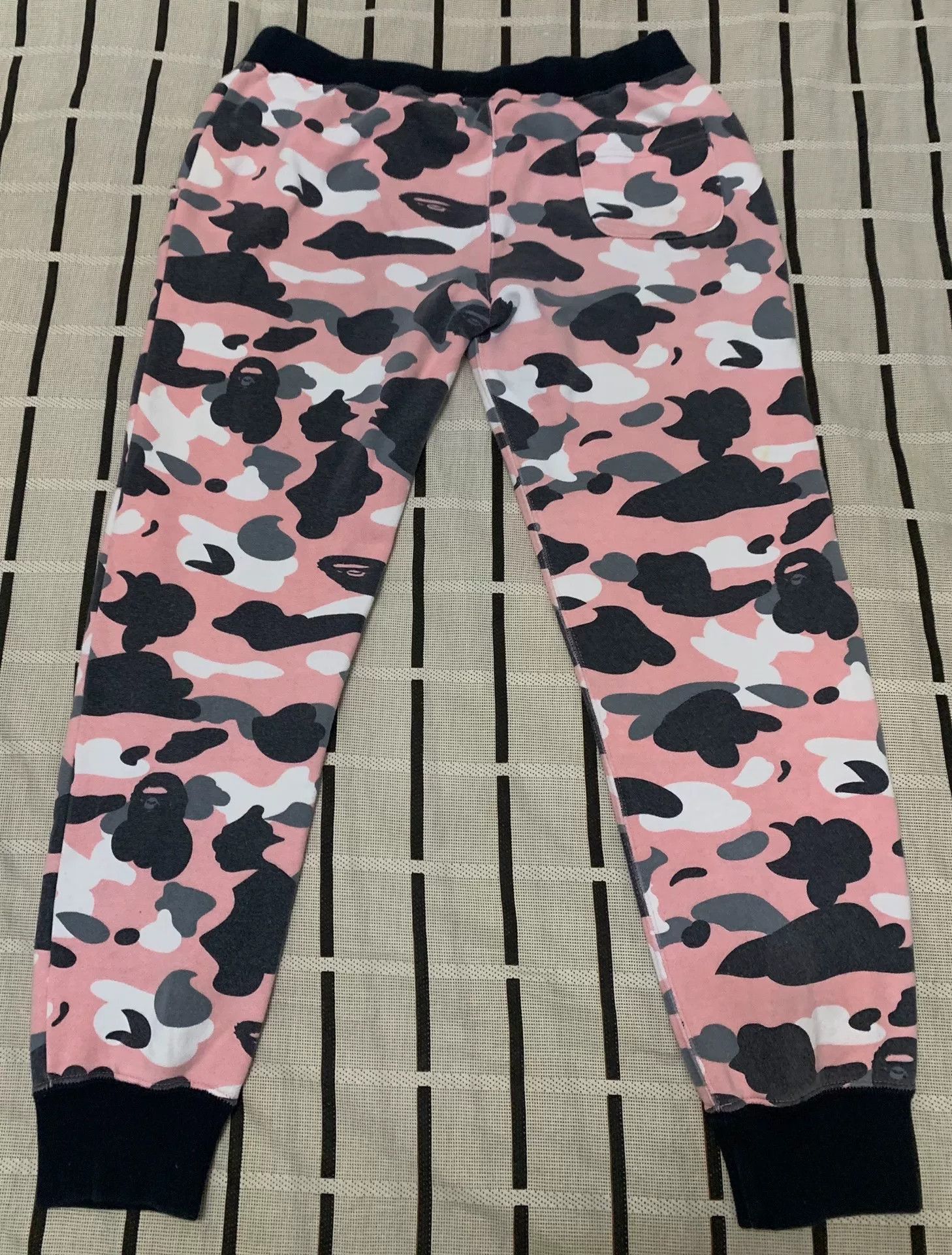 Bape Bape Casual Camo Pink Casual Pants S Men Size US 30 / EU 46 - 2 Thumbnail