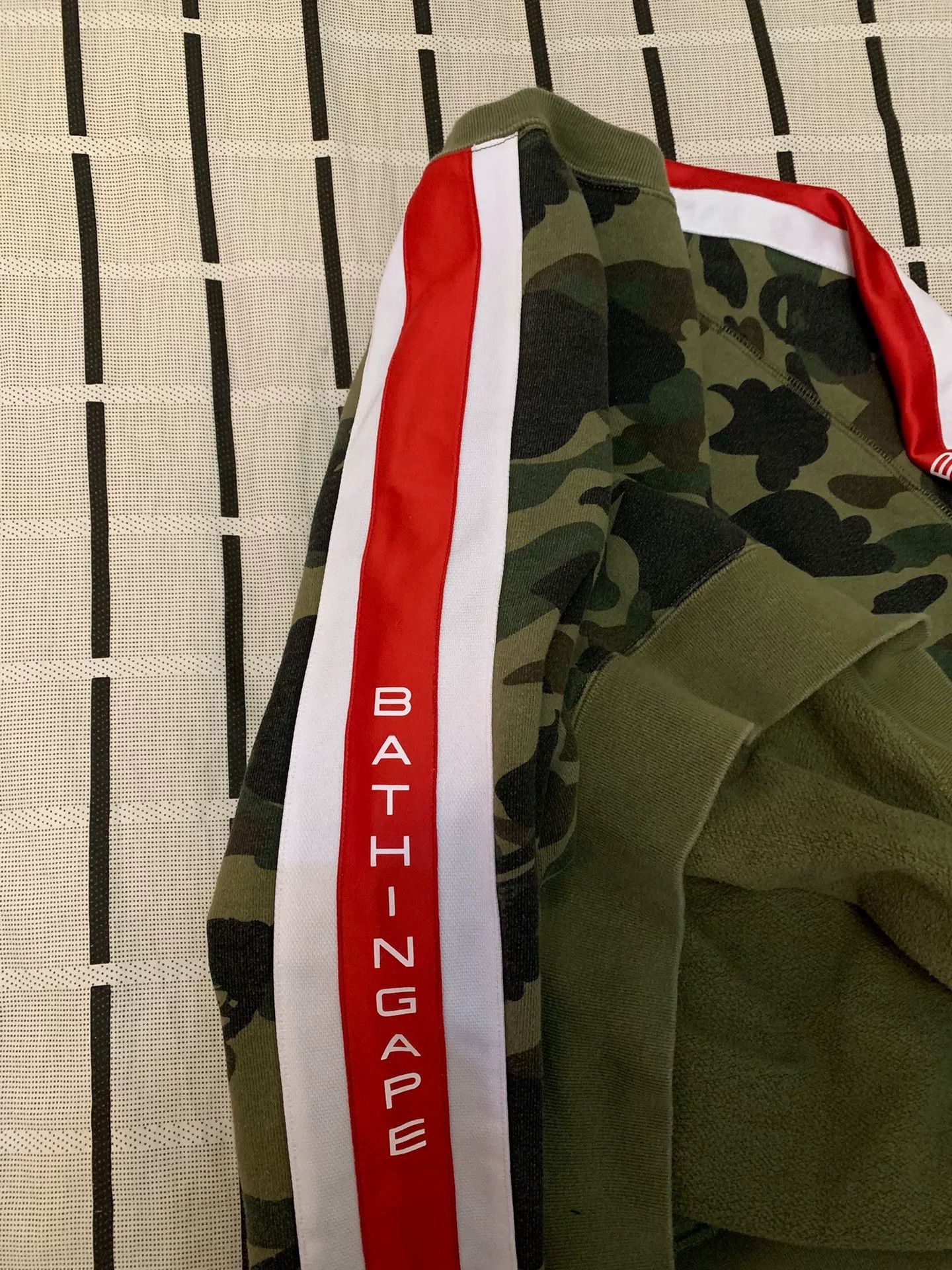 Bape Bape Camo Multi Hoodie Men Size US M / EU 48-50 / 2 - 2 Thumbnail