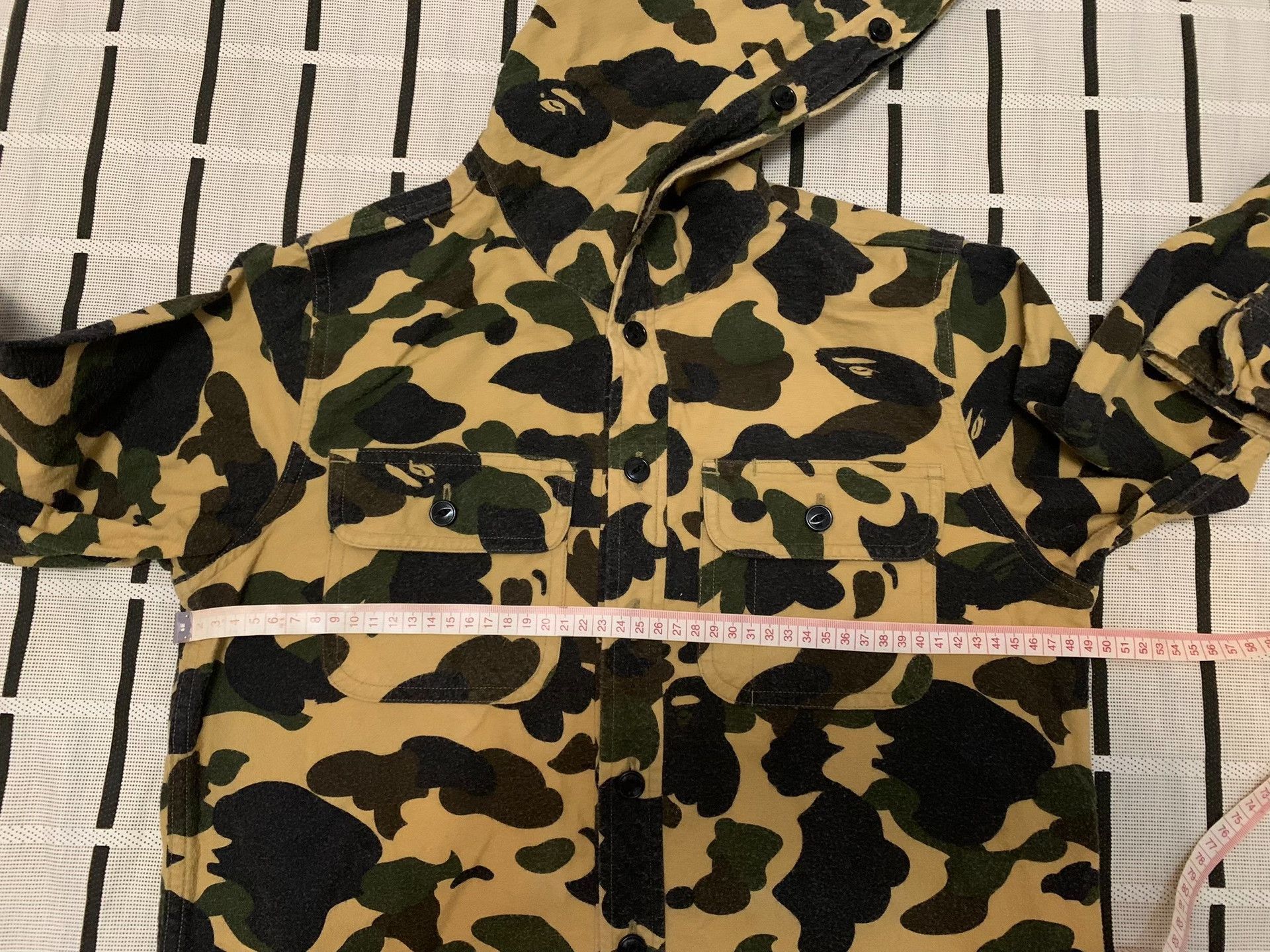 Bape Bape Camo Yellow Hoodie S Men Size US S / EU 44-46 / 1 - 7 Thumbnail