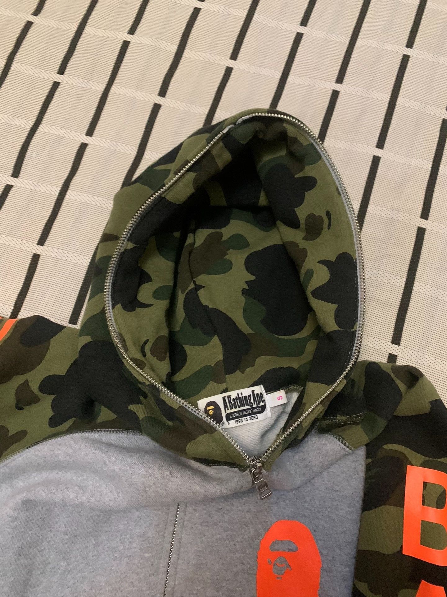 Bape Bape Camo Ape Head Green Light Jacket S Men Size US S / EU 44-46 / 1 - 3 Thumbnail