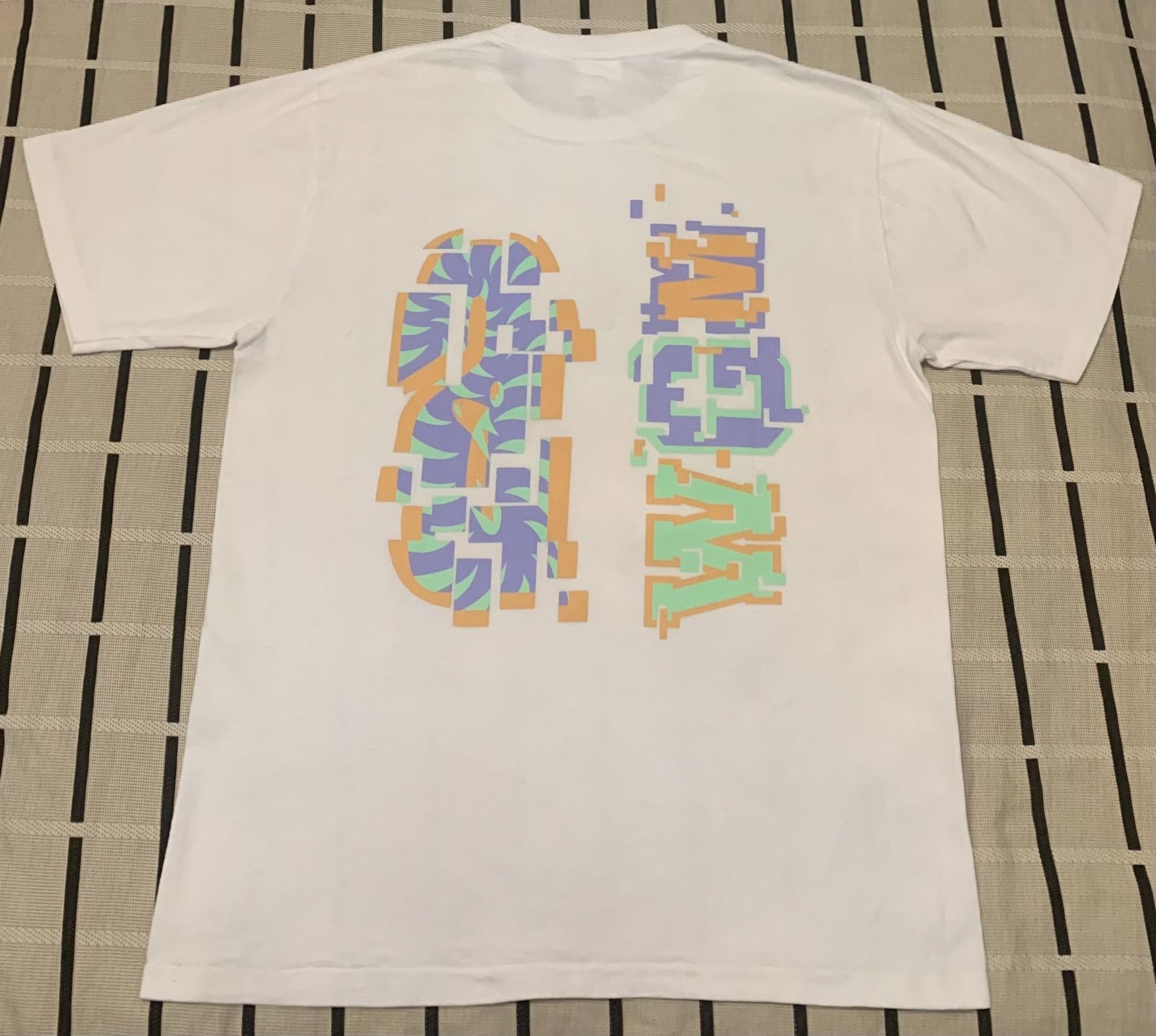 Bape Bape Shark T-Shirt L Men Size US L / EU 52-54 / 3 - 2 Thumbnail
