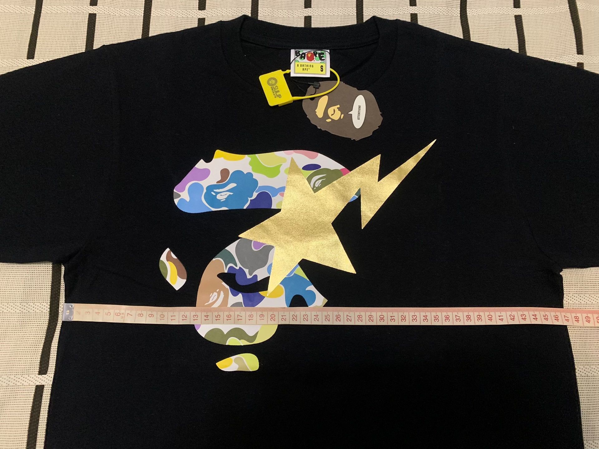 Bape Bape Camo Rainbow Multi T-Shirt S Men Size US S / EU 44-46 / 1 - 8 Thumbnail