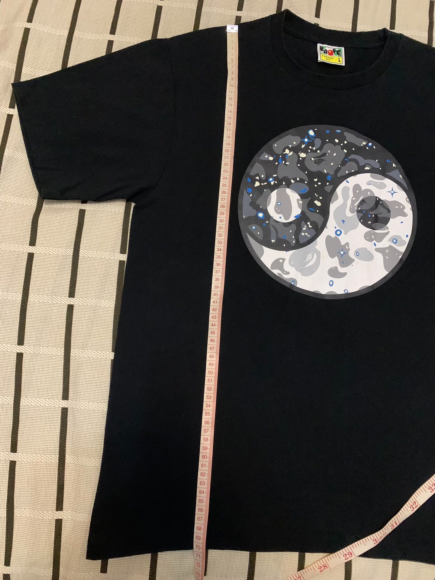 Bape Bape Camo Glow T-Shirt L Men Size US L / EU 52-54 / 3 - 7 Thumbnail