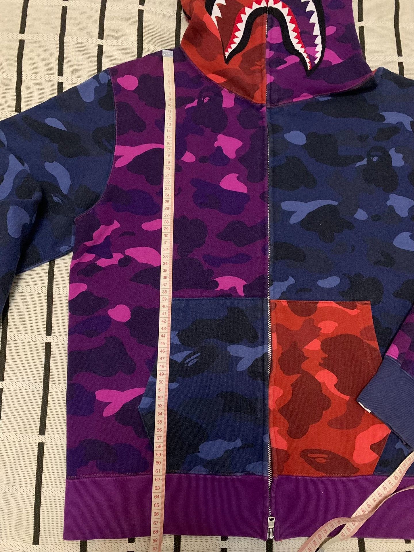 Bape Bape Shark Camo Blue Light Jacket XL Men Size US XL / EU 56 / 4 - 7 Thumbnail