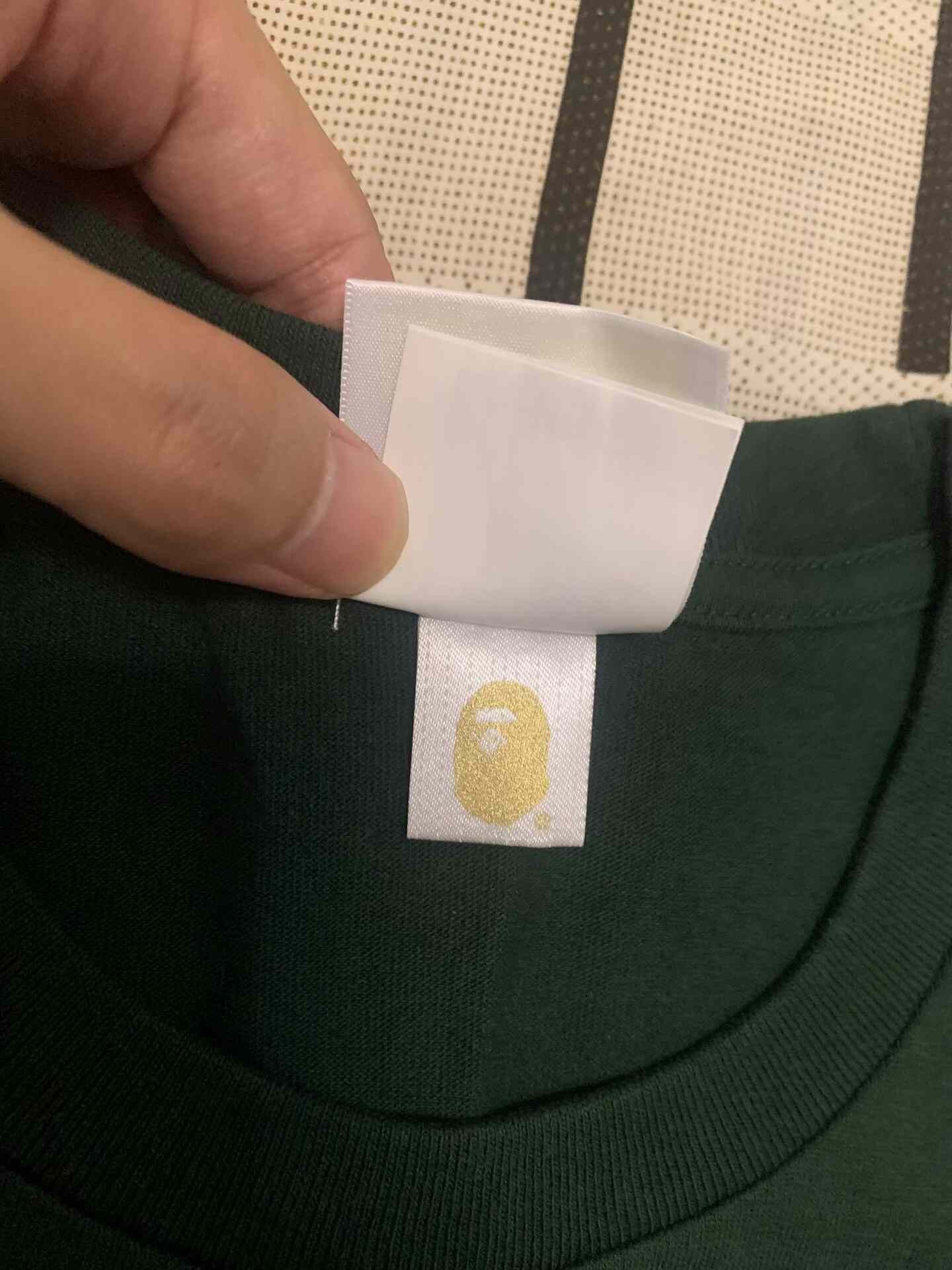 Bape Bape Ape Head Green T-Shirt S Men Size US S / EU 44-46 / 1 - 5 Thumbnail