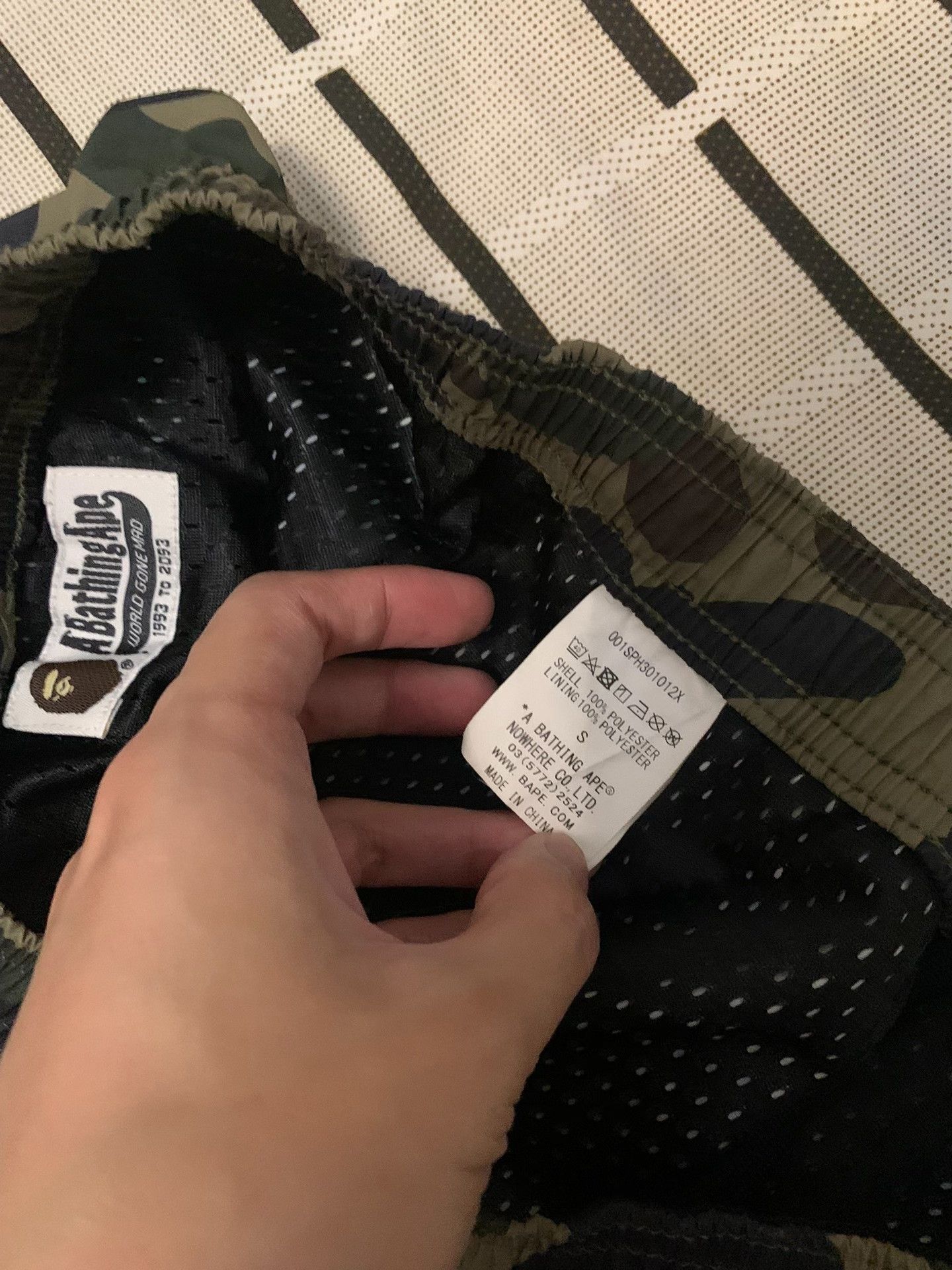 Bape Bape Shark Camo Green Shorts S Men Size US 30 / EU 46 - 4 Thumbnail