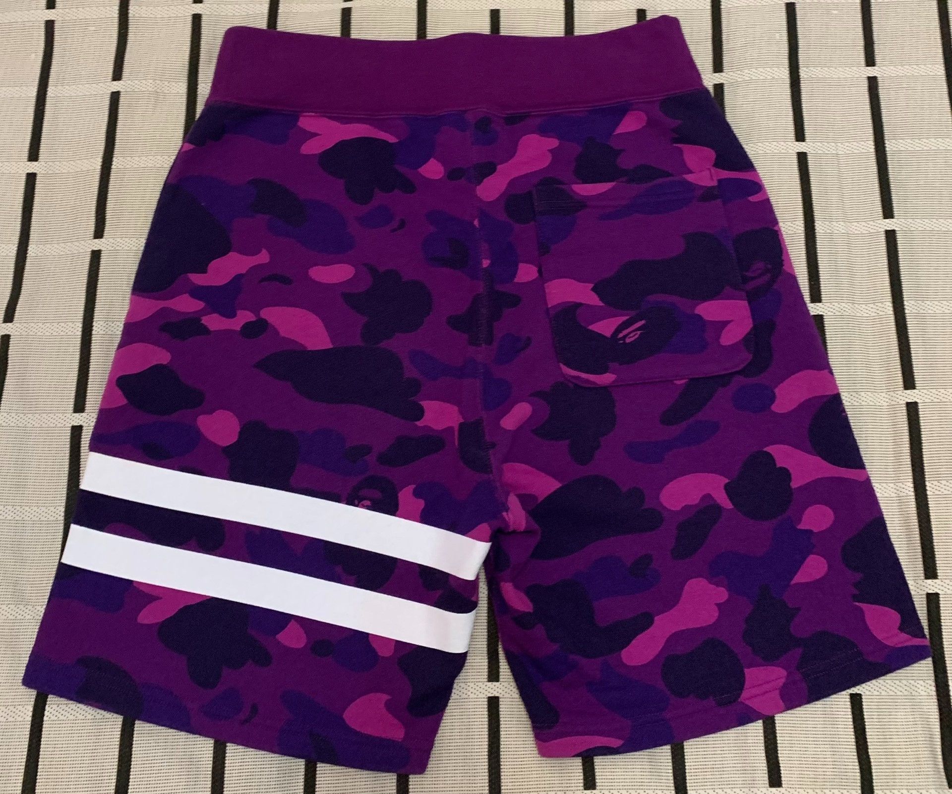 Bape Bape Camo Purple Shorts S Men Size US 30 / EU 46 - 2 Thumbnail