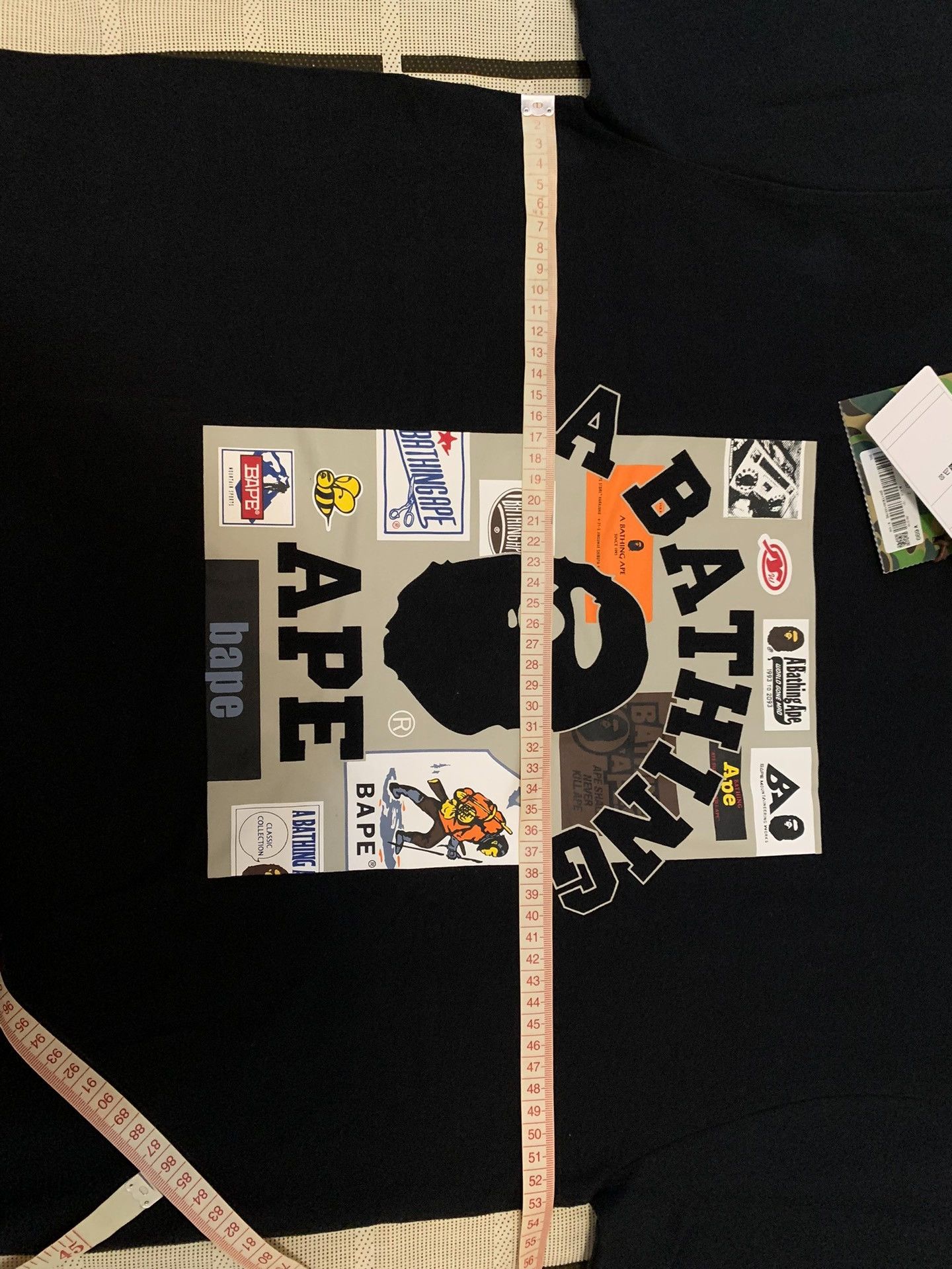 Bape Bape Collab Ape Head T-Shirt L Men Size US L / EU 52-54 / 3 - 8 Thumbnail