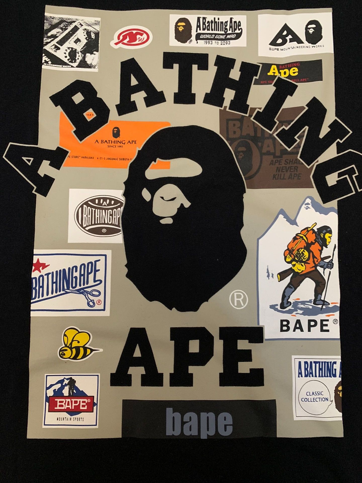 Bape Bape Collab Ape Head T-Shirt L Men Size US L / EU 52-54 / 3 - 2 Thumbnail