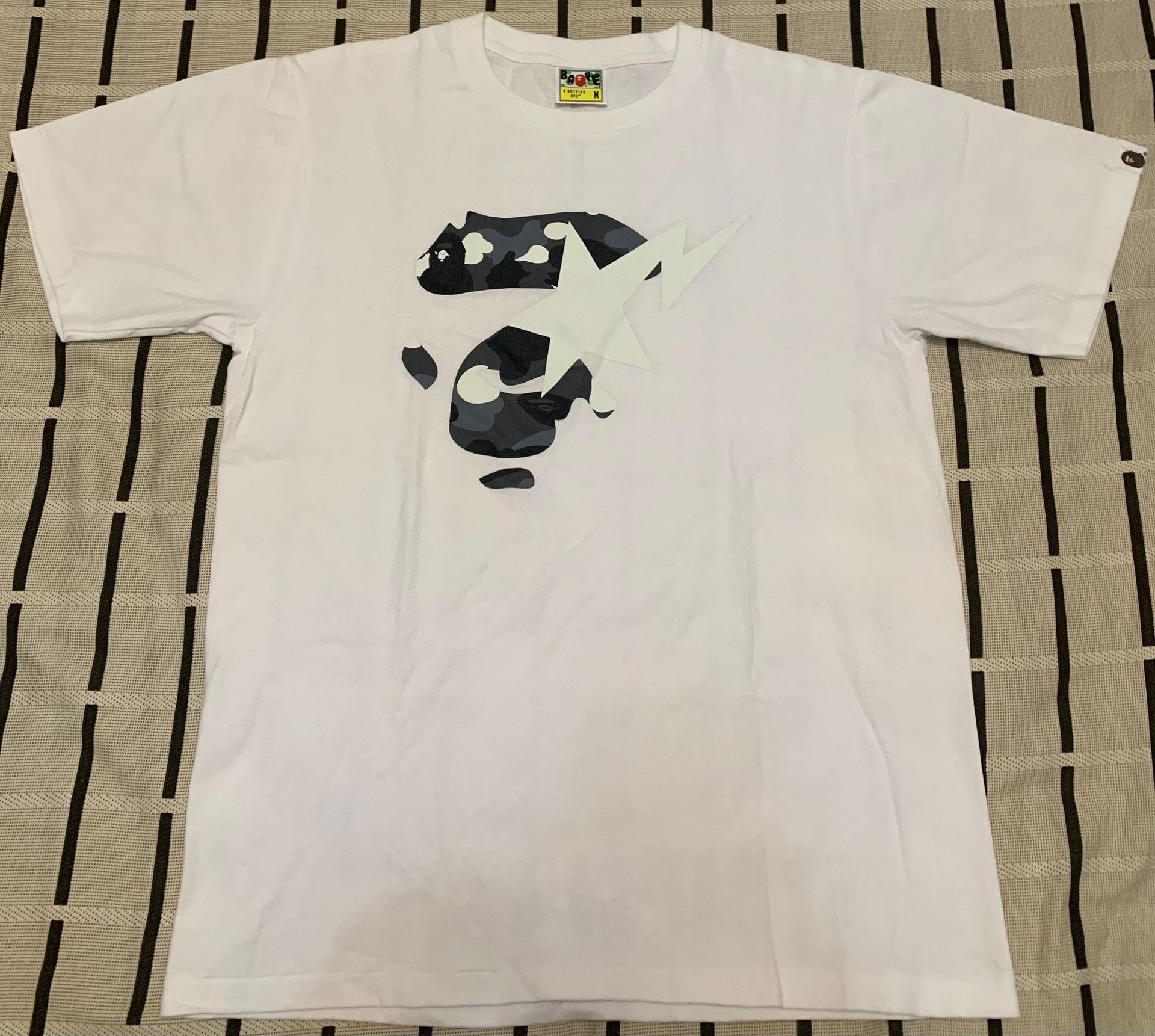 Bape Bape Camo Ape T-Shirt M Men Size US M / EU 48-50 / 2 - 2 Thumbnail