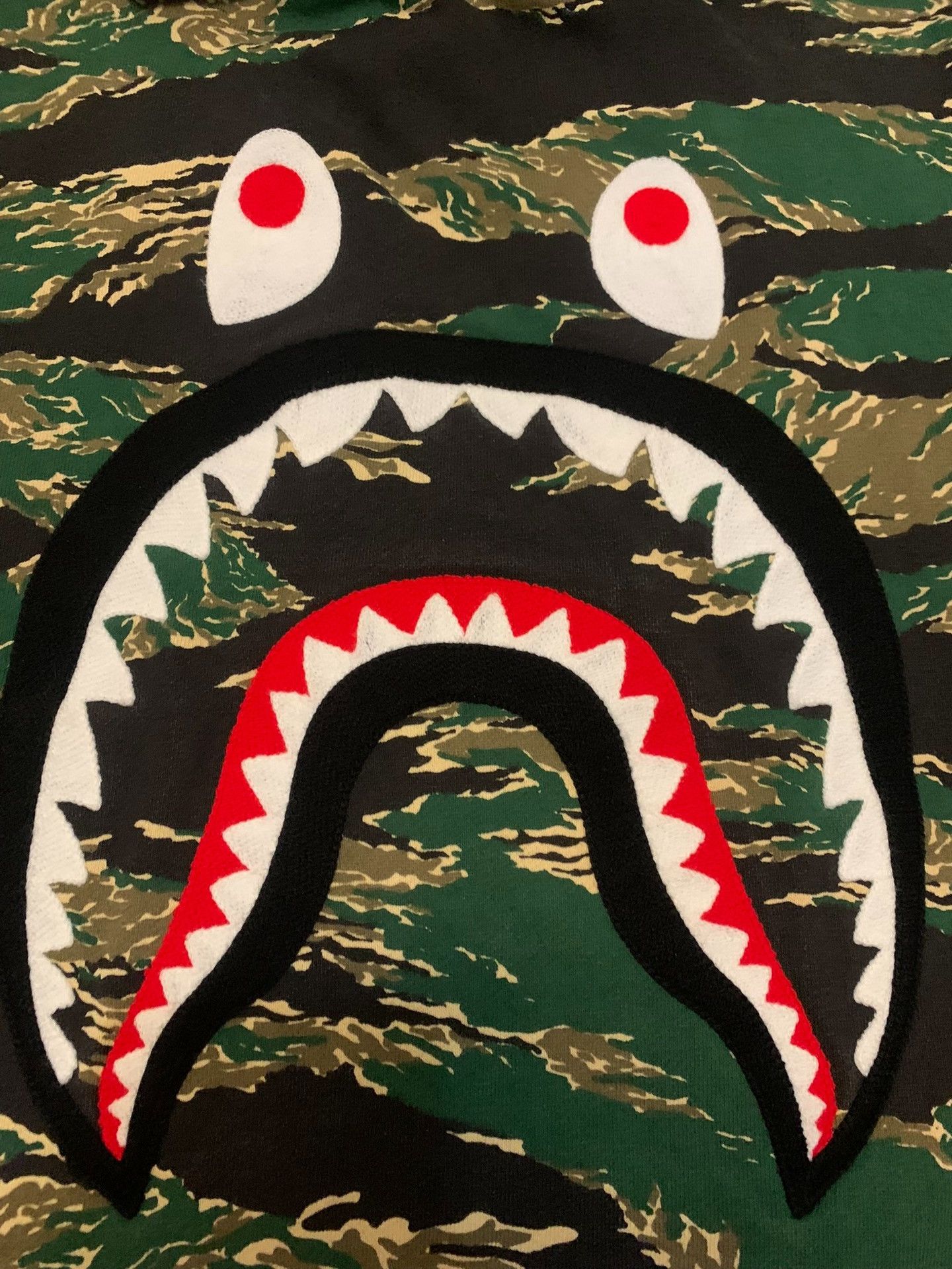 Bape Bape Shark Camo Hoodie M Men Size US M / EU 48-50 / 2 - 3 Thumbnail