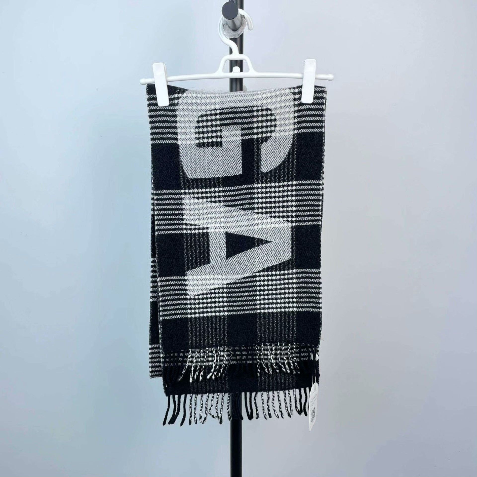 Balenciaga Balenciaga Multi Scarf XS Men Size ONE SIZE - 2 Thumbnail