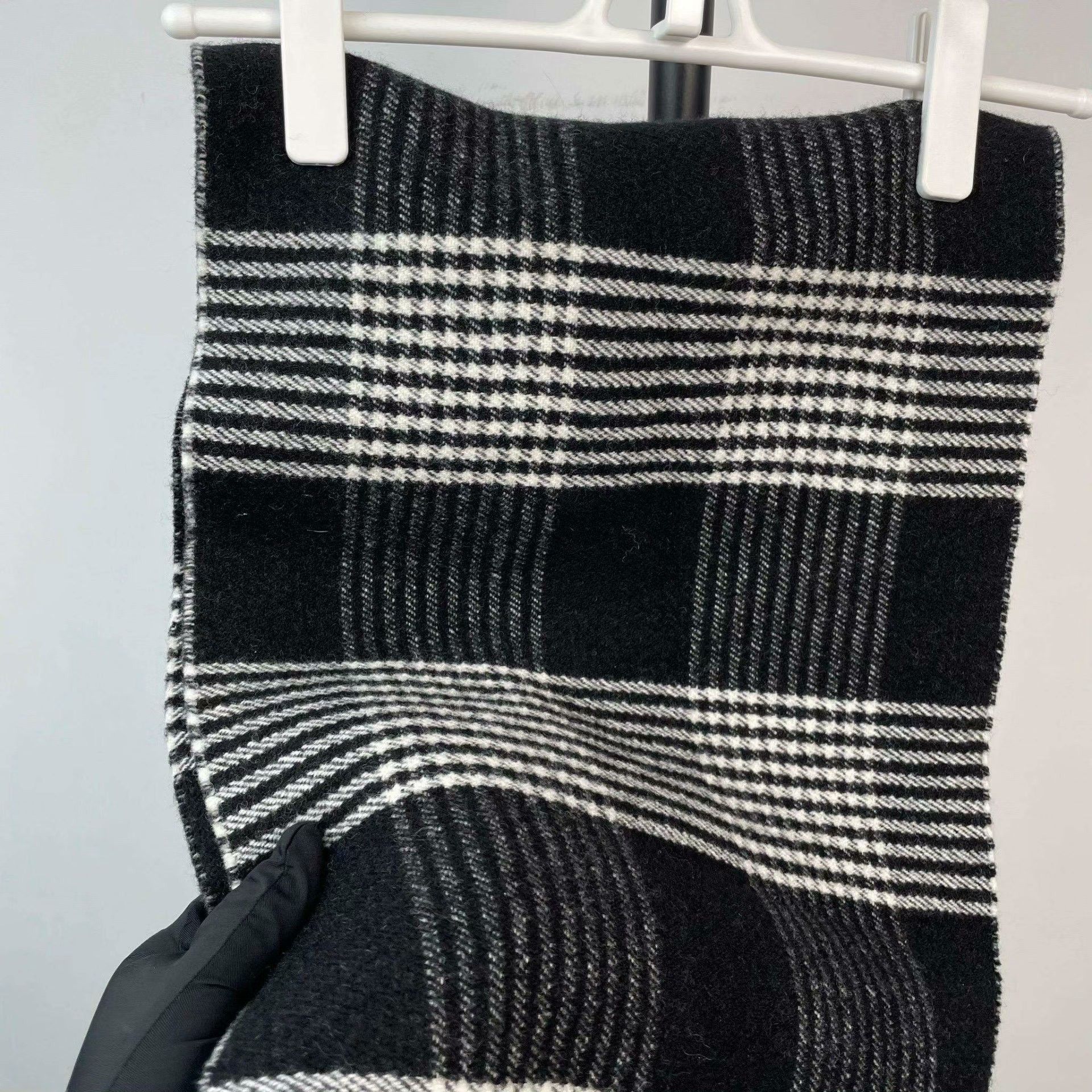 Balenciaga Balenciaga Multi Scarf XS Men Size ONE SIZE - 9 Thumbnail