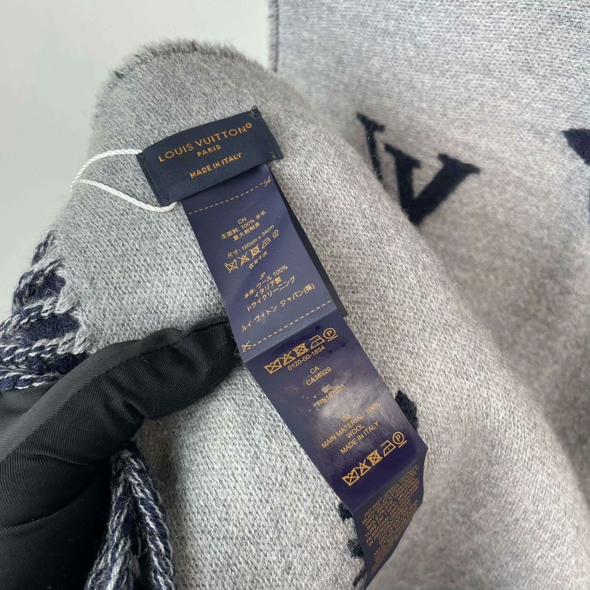 Louis Vuitton Louis Vuitton Multi Scarf XS Men Size ONE SIZE - 5 Thumbnail