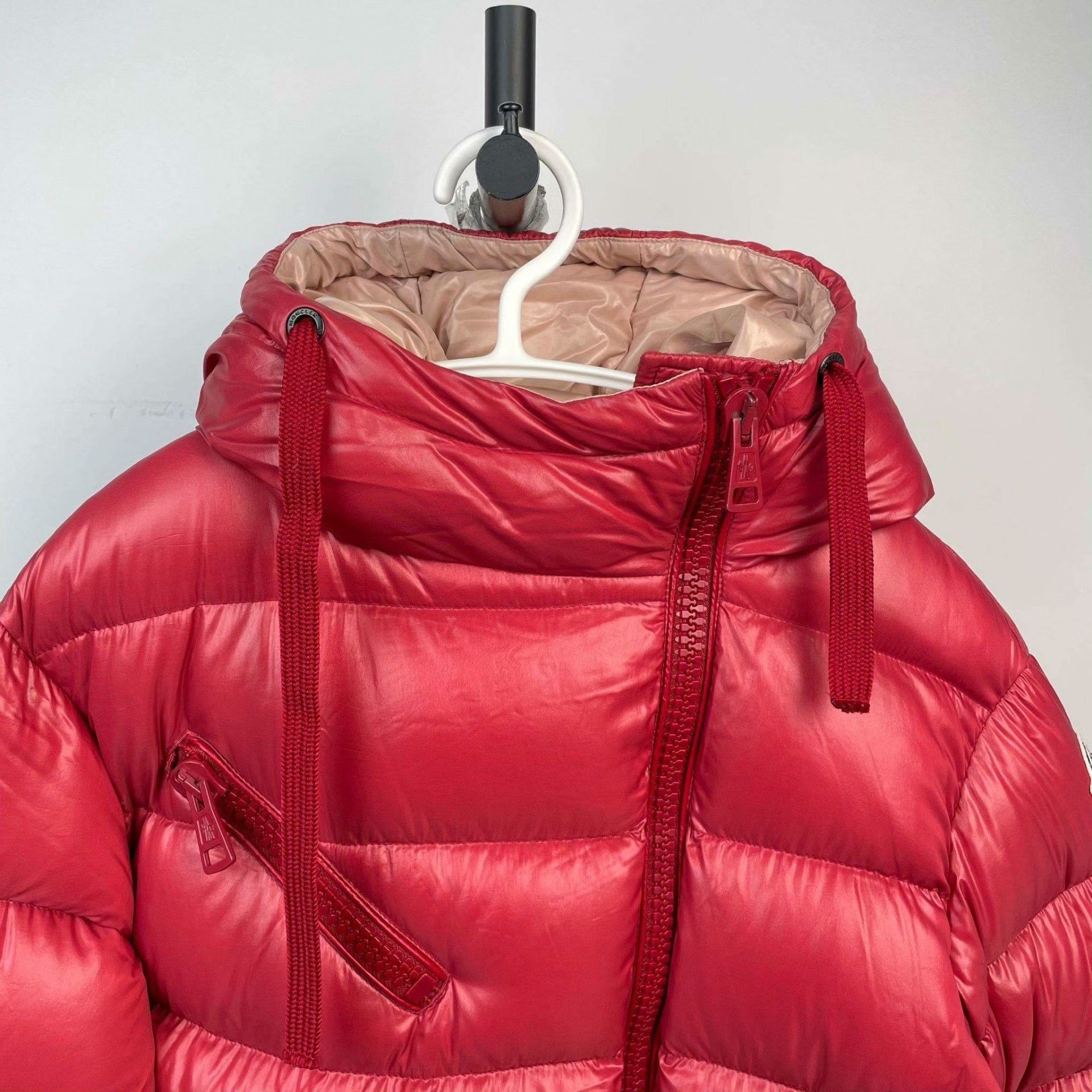Moncler Moncler Down Red Down Jacket L Women Size L / US 10 / IT 46 - 9 Thumbnail