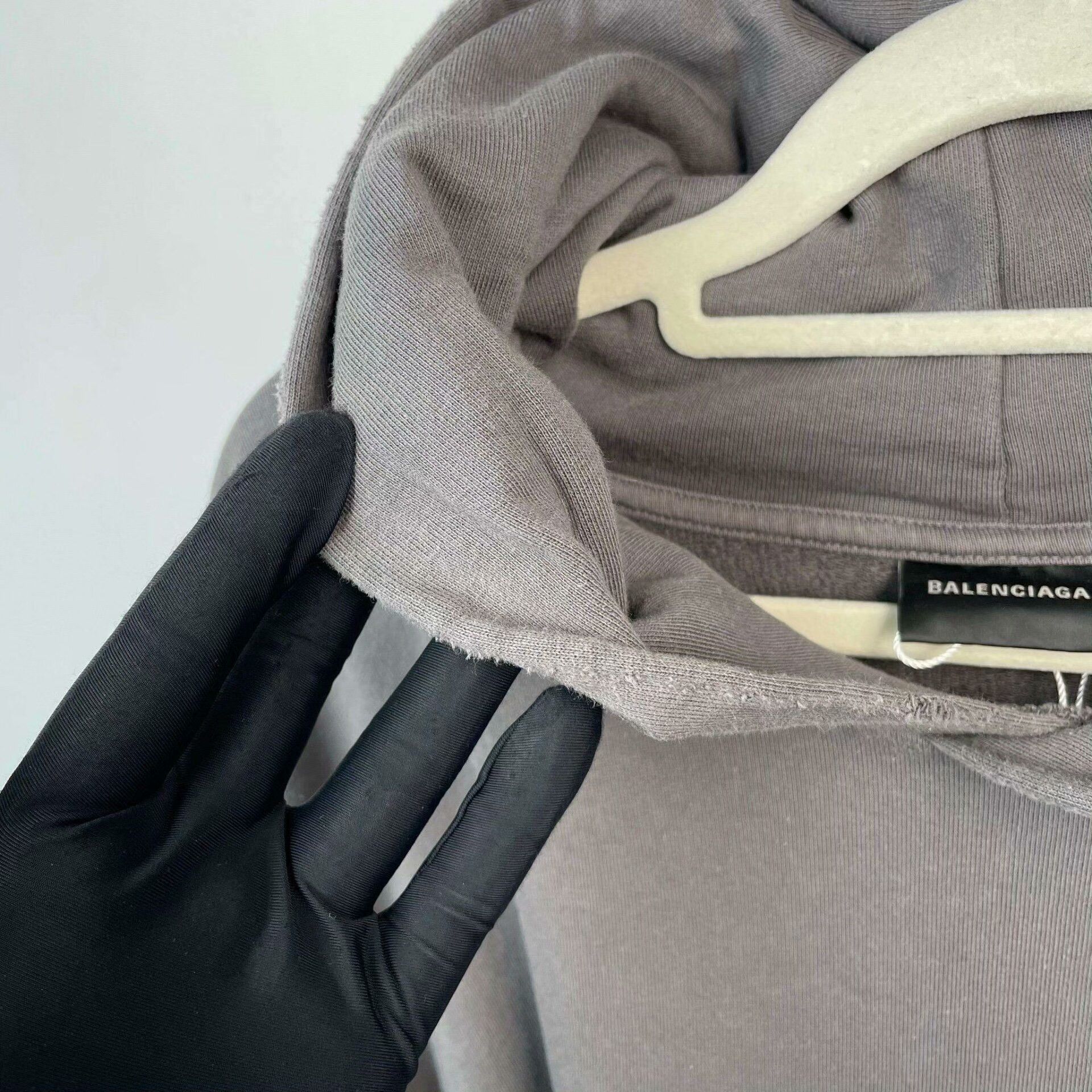 Balenciaga Balenciaga Retro Hoodie XL Men Size US XL / EU 56 / 4 - 8 Thumbnail
