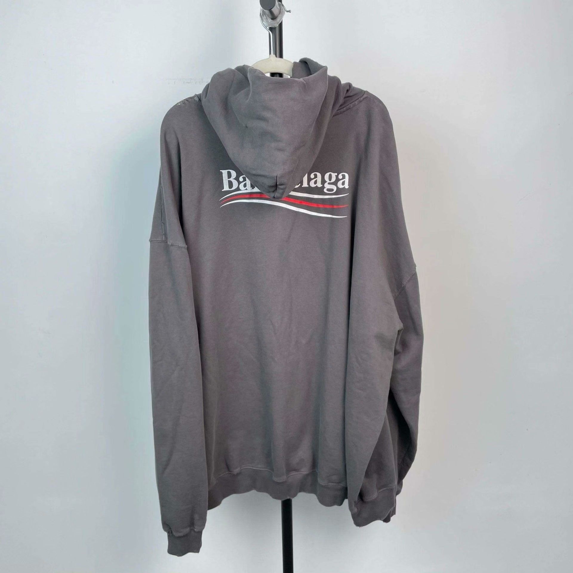 Balenciaga Balenciaga Retro Hoodie XL Men Size US XL / EU 56 / 4 - 2 Thumbnail