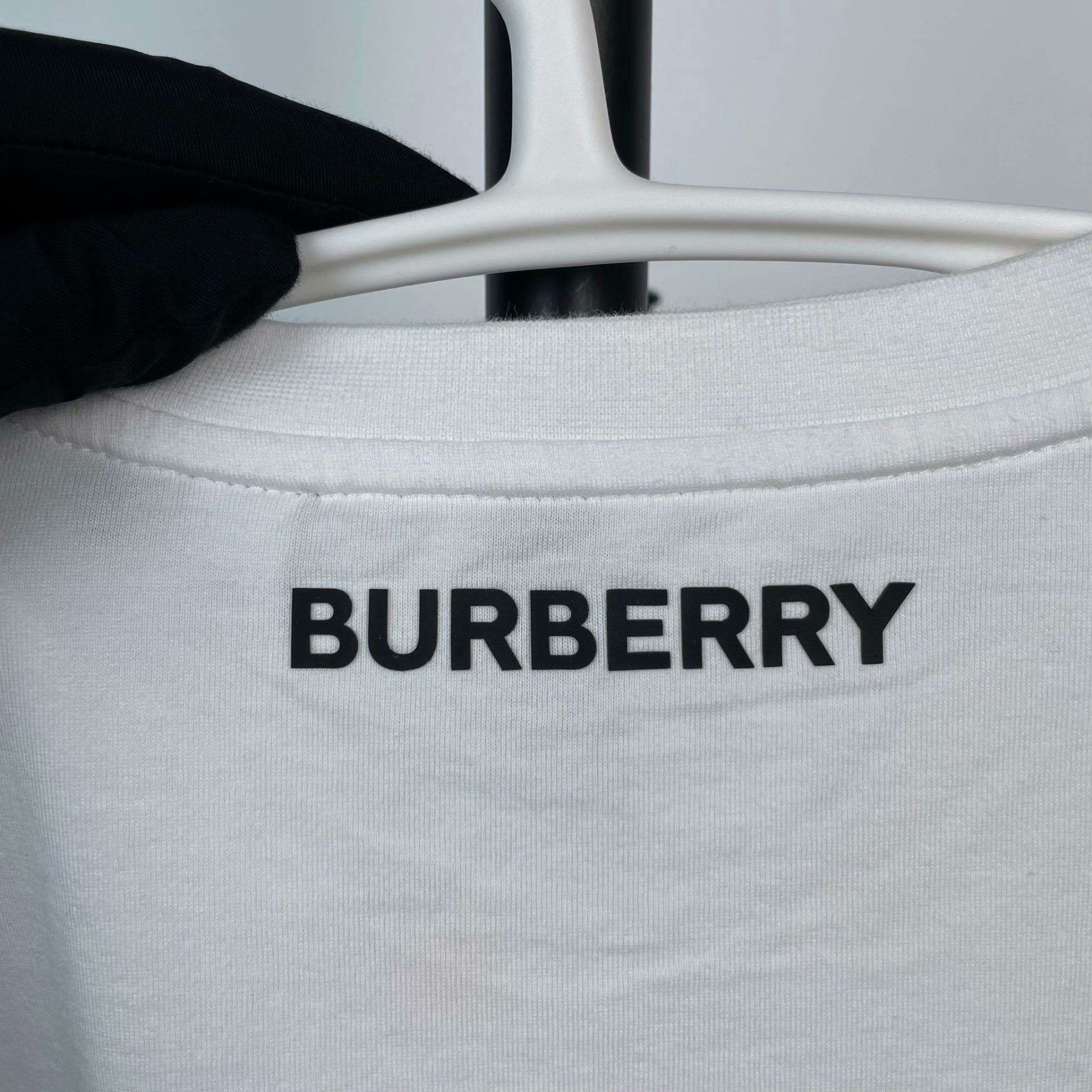 Burberry Burberry White T-Shirt S Men Size US S / EU 44-46 / 1 - 4 Thumbnail