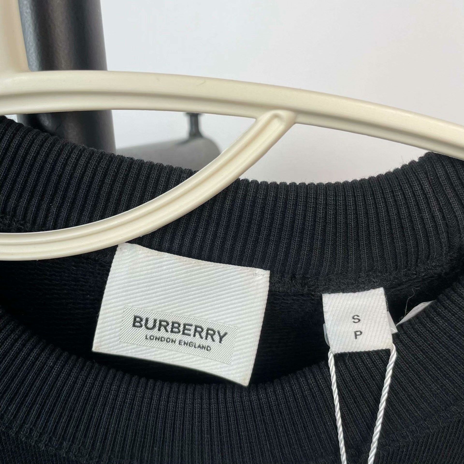 Burberry Burberry Black Hoodie XS Men Size US XS / EU 42 / 0 - 7 Thumbnail
