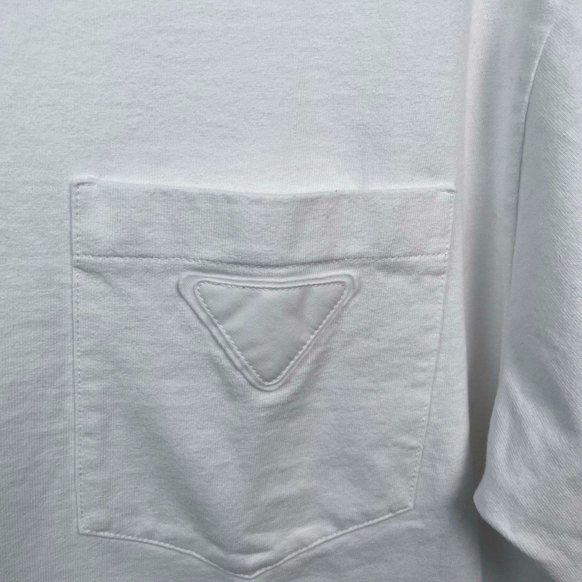 Prada Prada White T-Shirt S Women Size S / US 4 / IT 40 - 4 Thumbnail