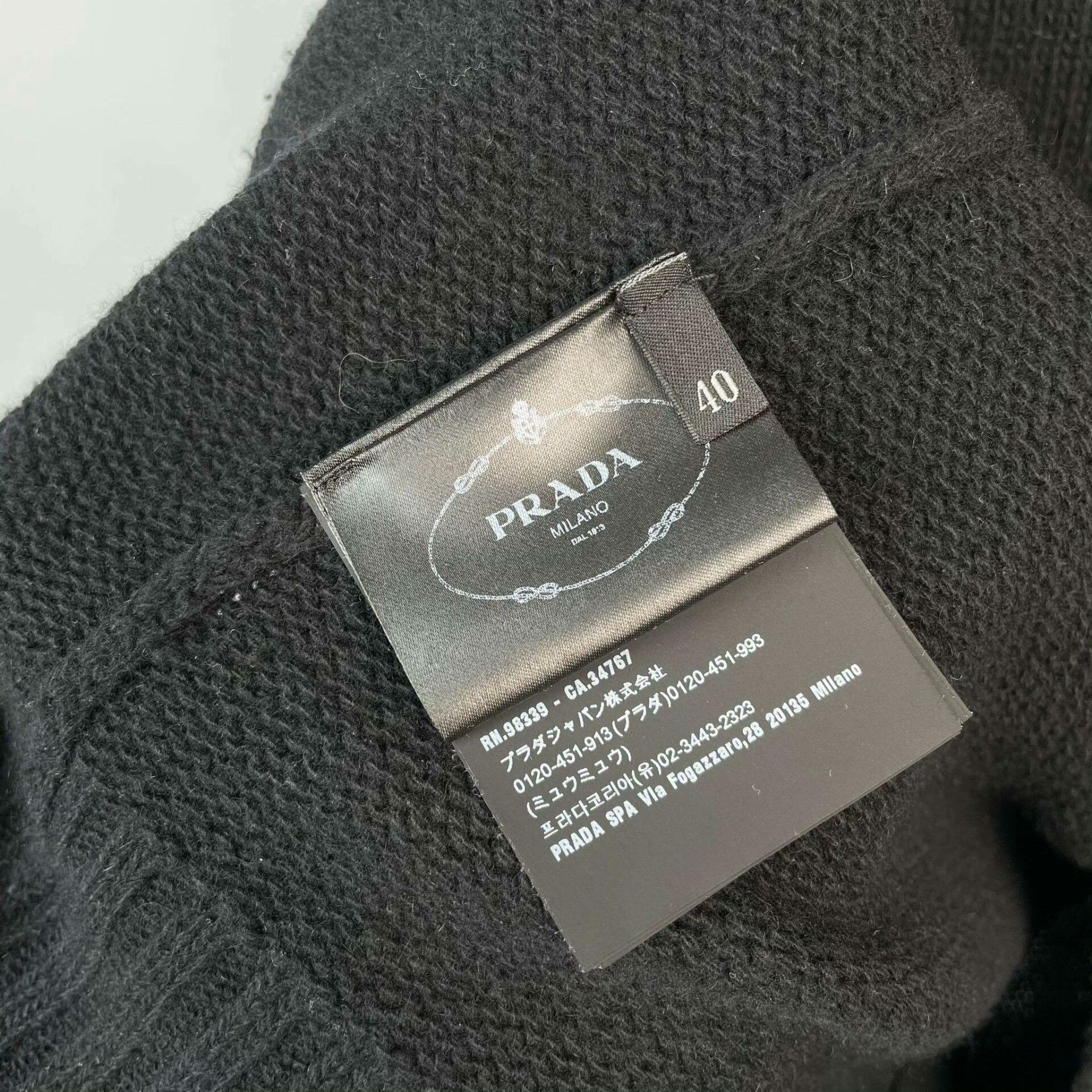 Prada Prada Black Sweater 40 Women Size M / US 6-8 / IT 42-44 - 5 Thumbnail