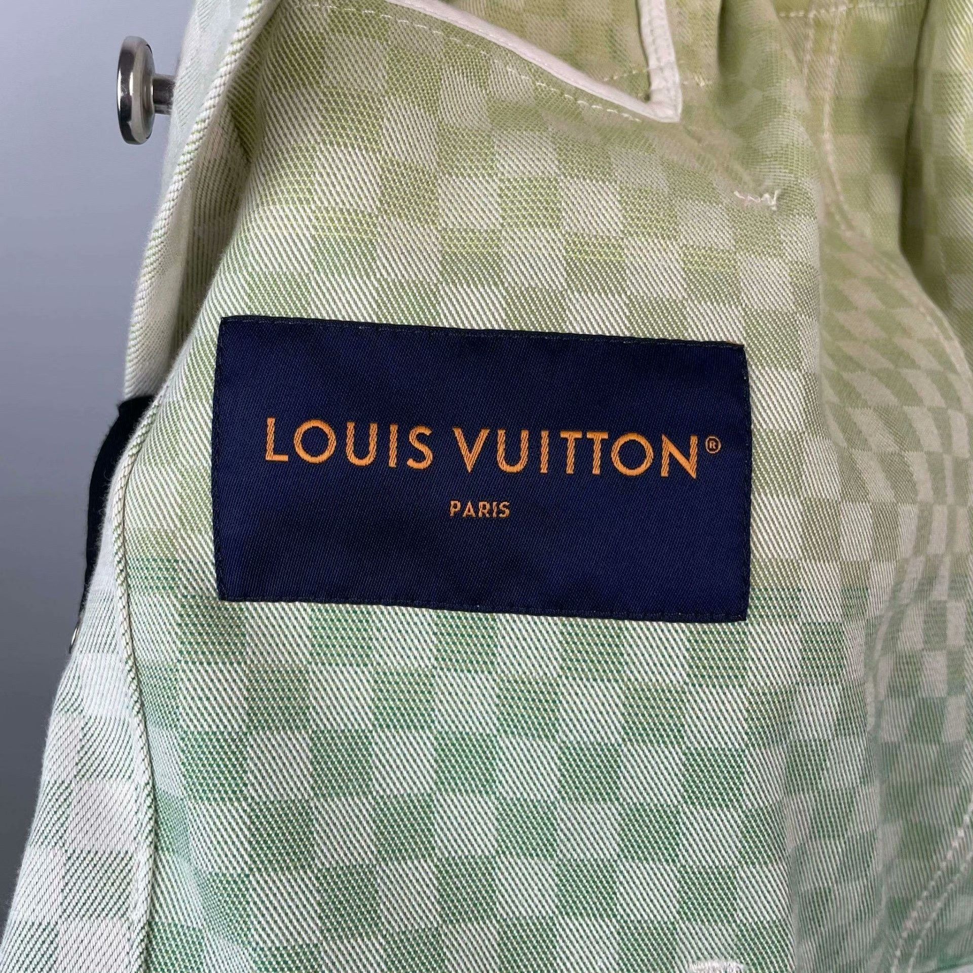 Louis Vuitton Louis Vuitton Multi Light Jacket 46 Men Size US L / EU 52-54 / 3 - 3 Thumbnail