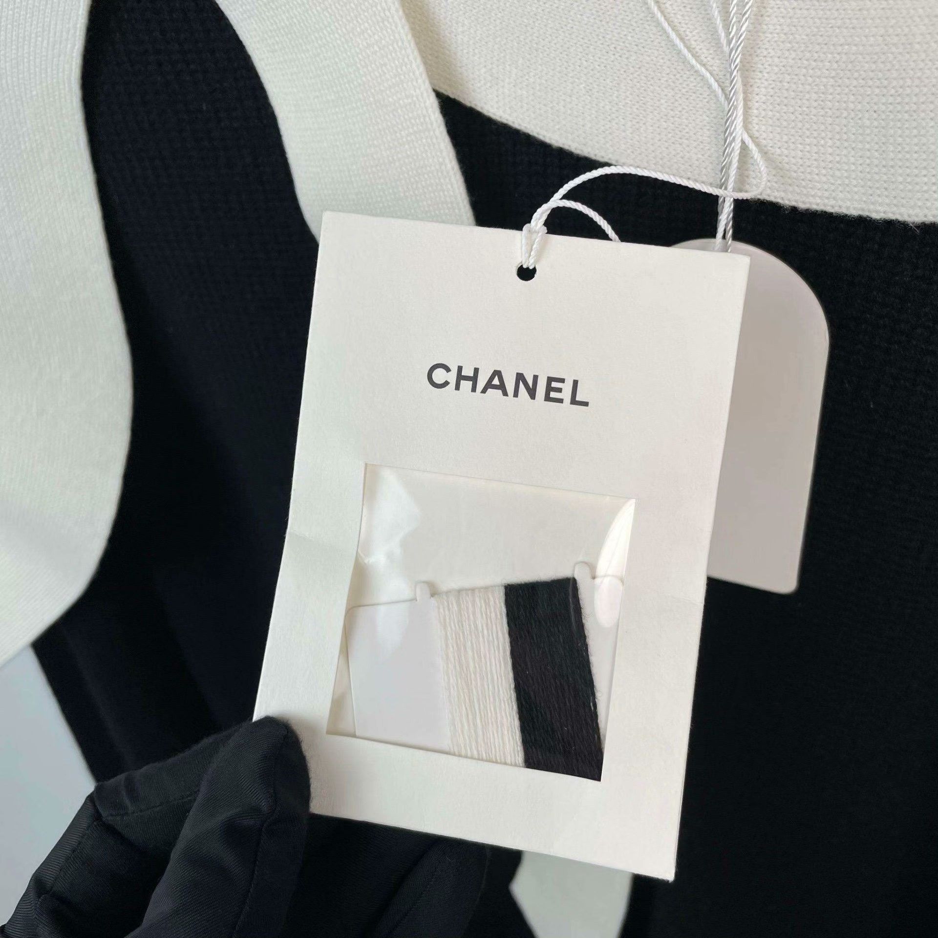 Chanel Chanel White Long Sleeve Shirt 40 Men Size US M / EU 48-50 / 2 - 3 Thumbnail