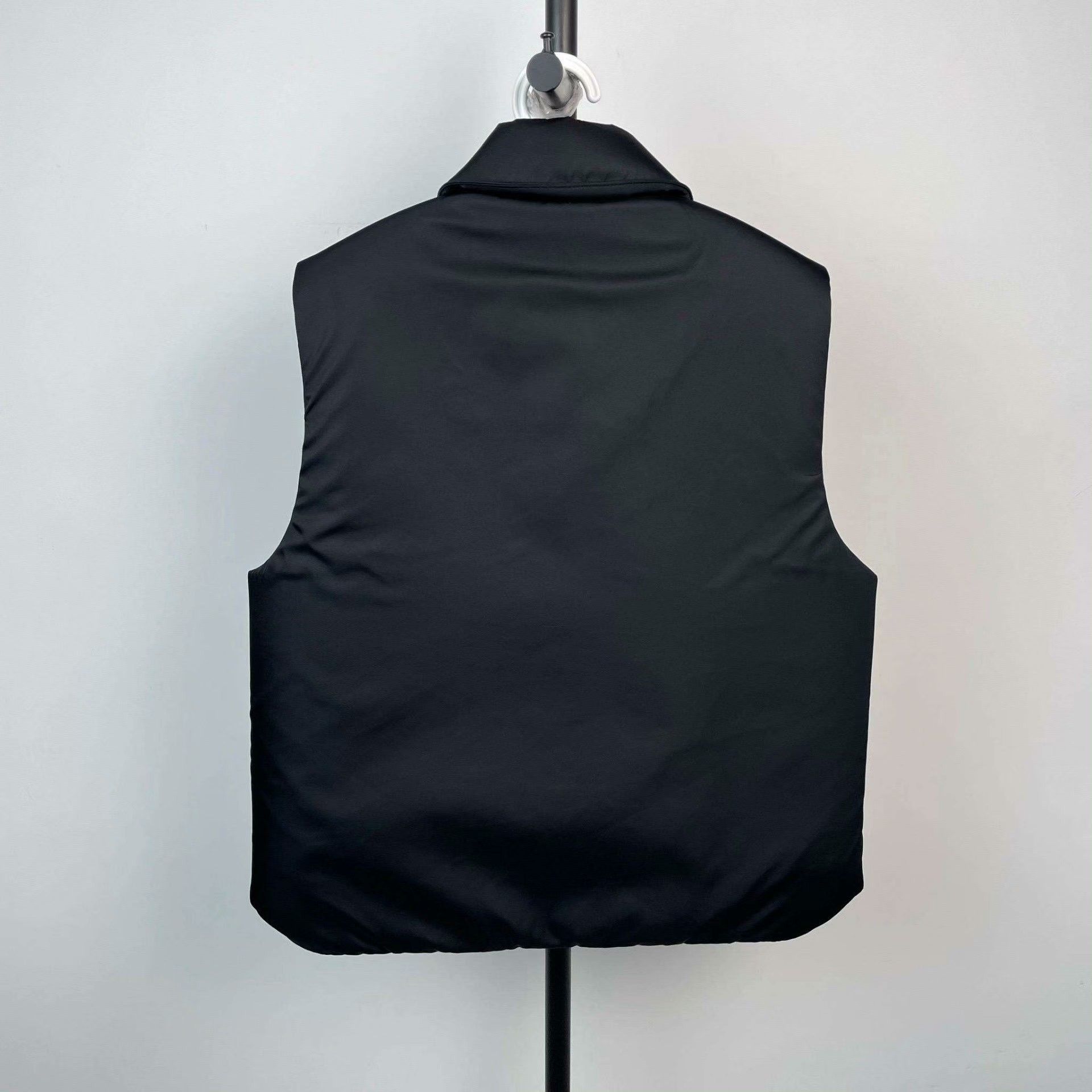 Prada Prada Down Heavy Coat XL Men Size US XL / EU 56 / 4 - 2 Thumbnail