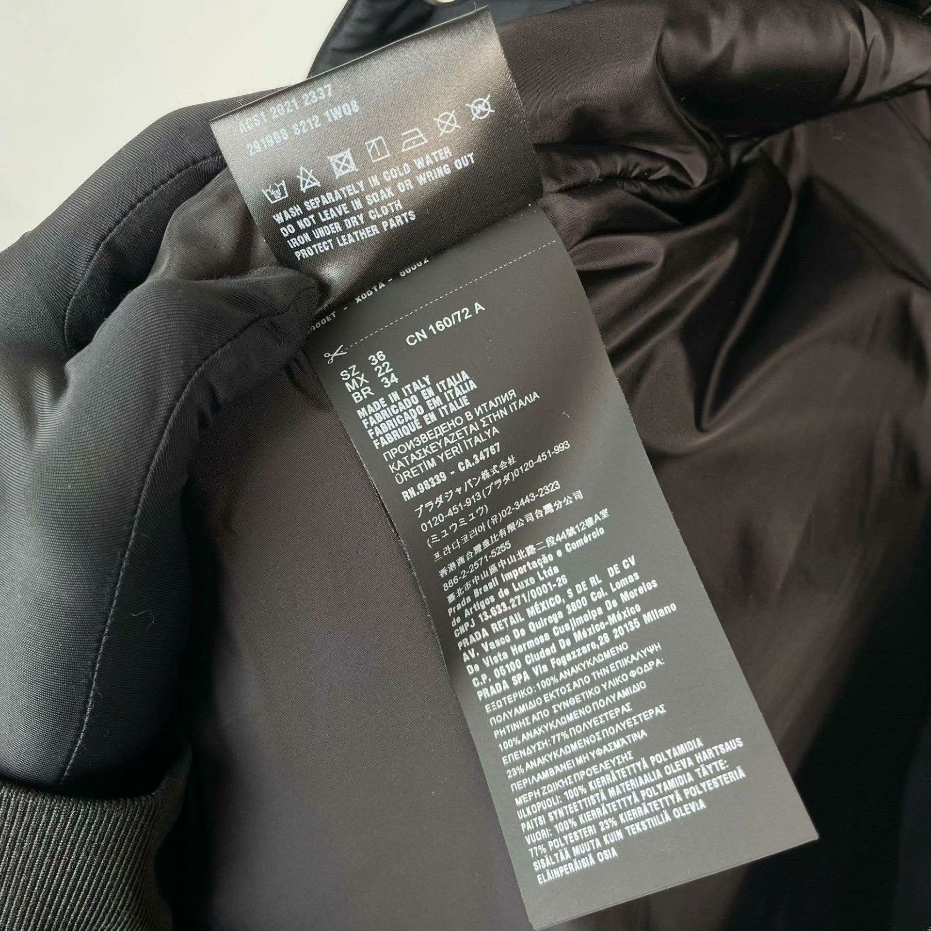 Prada Prada Down Heavy Coat XL Men Size US XL / EU 56 / 4 - 6 Thumbnail