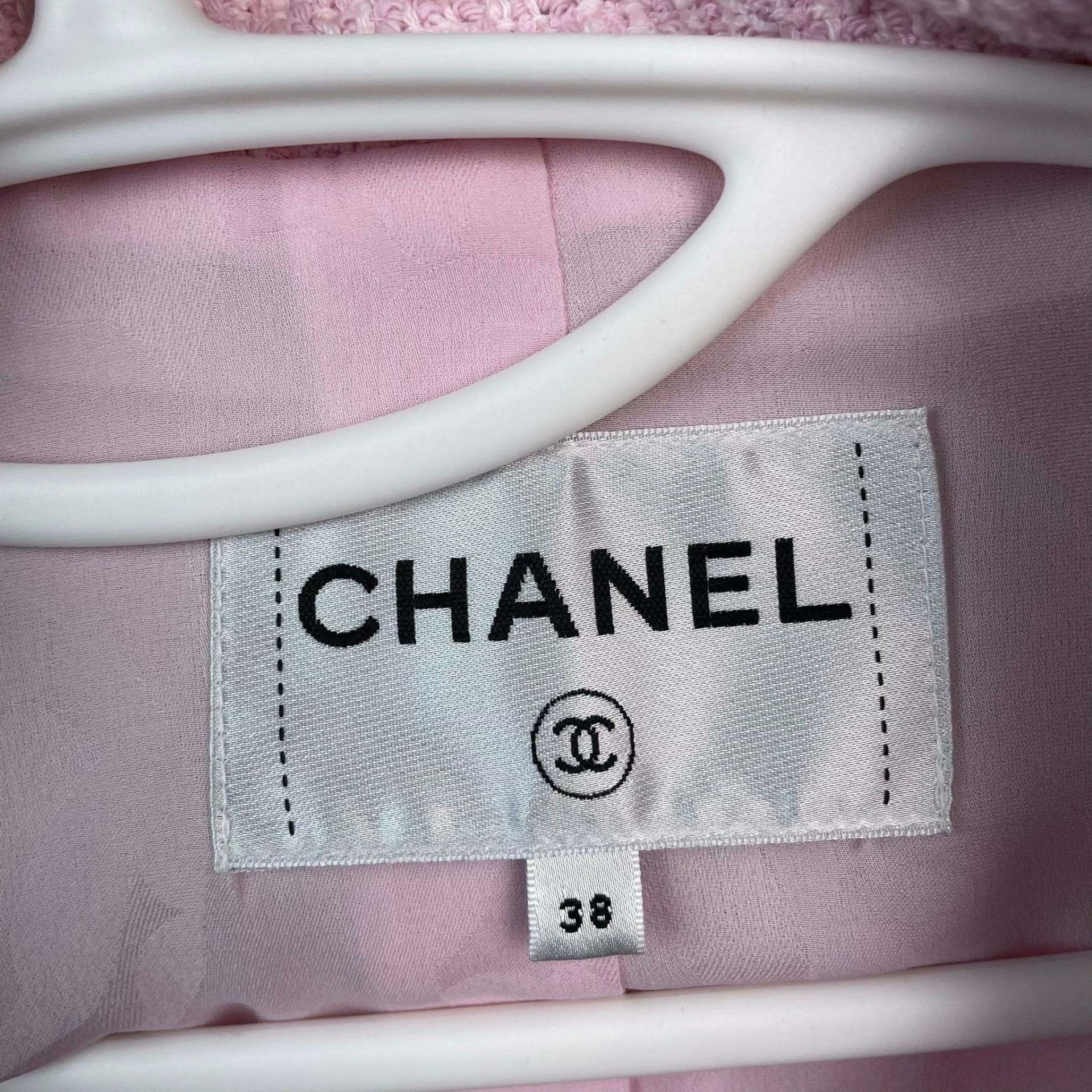 Chanel Chanel Red Jacket 38 Women Size S / US 4 / IT 40 - 3 Thumbnail