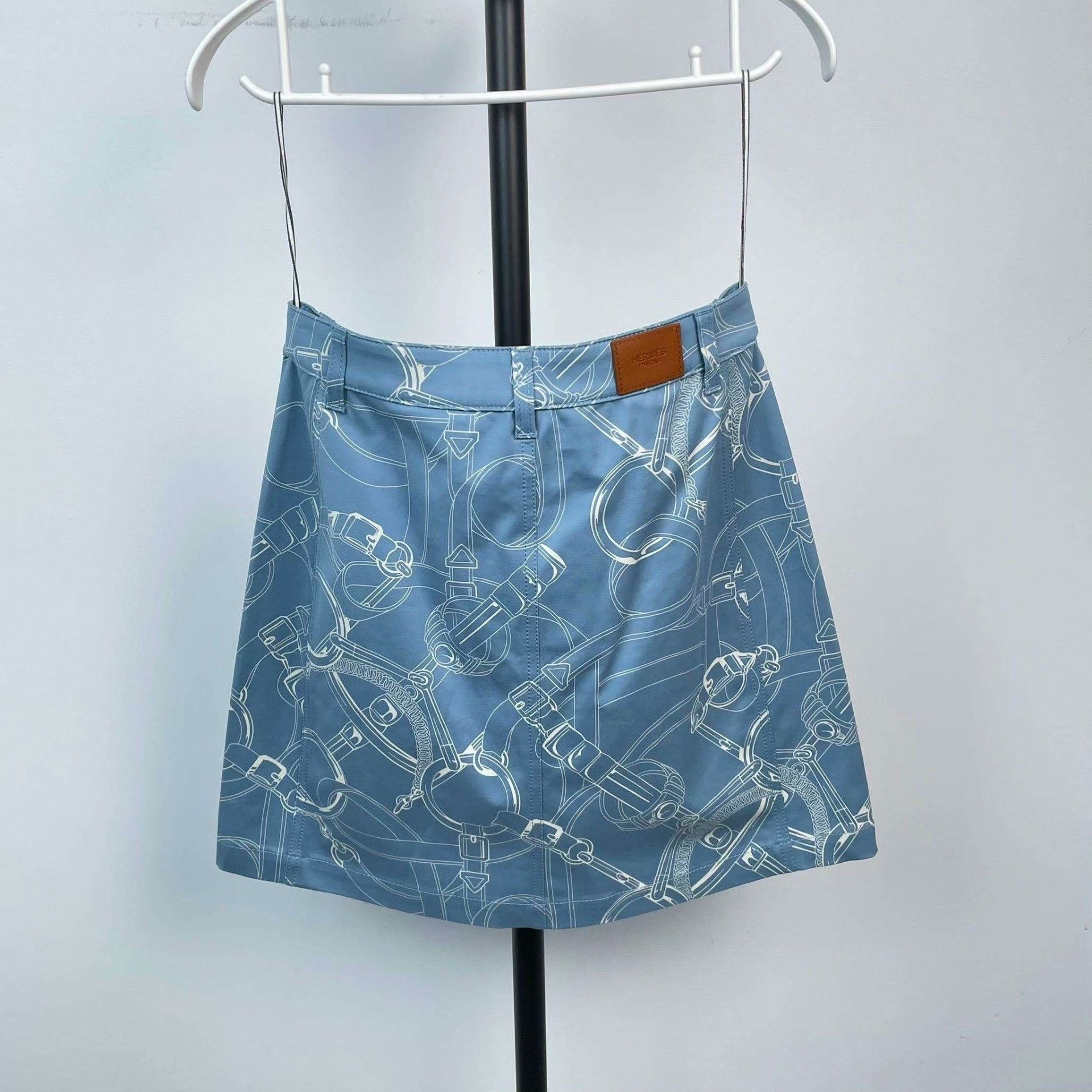 Hermes Hermes Skirt 34 Women Size 34" / US 12 / IT 48 - 2 Thumbnail