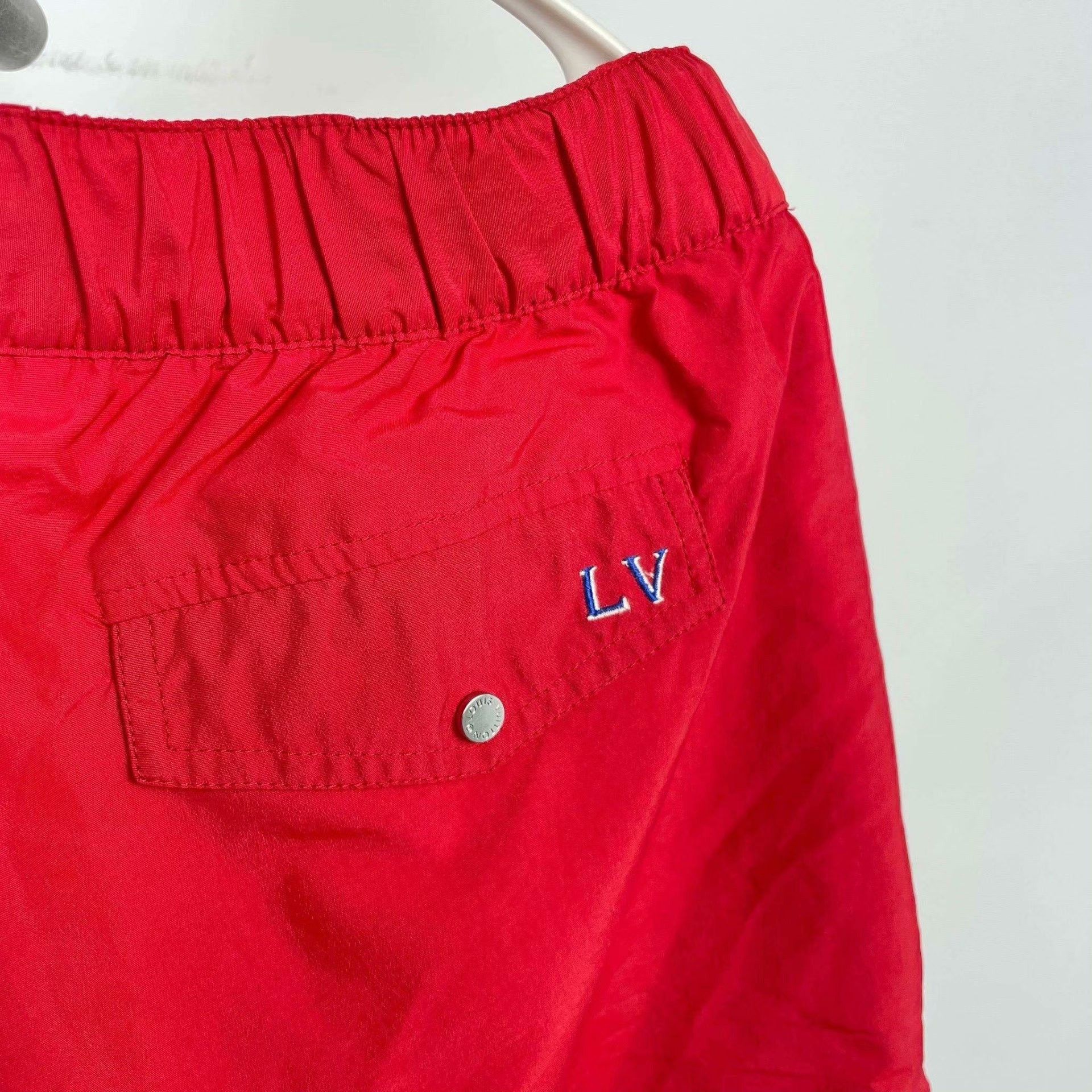 Louis Vuitton Louis Vuitton Red Shorts XS Men Size US 28 / EU 44 - 8 Thumbnail