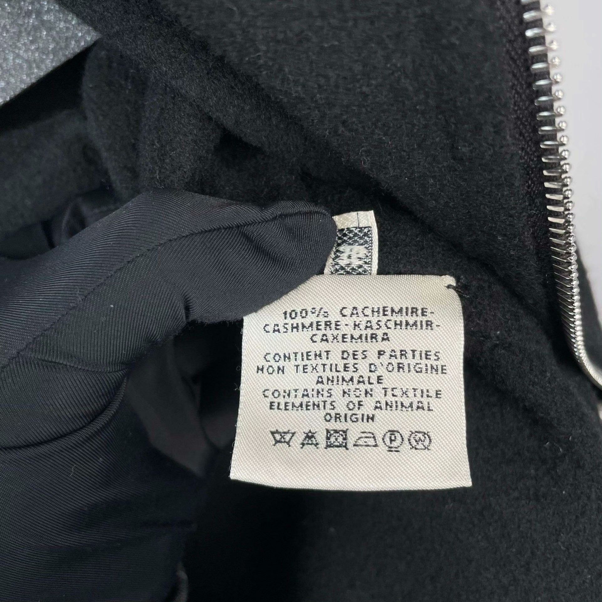Hermes Hermes Black Coat M Women Size M / US 6-8 / IT 42-44 - 5 Thumbnail