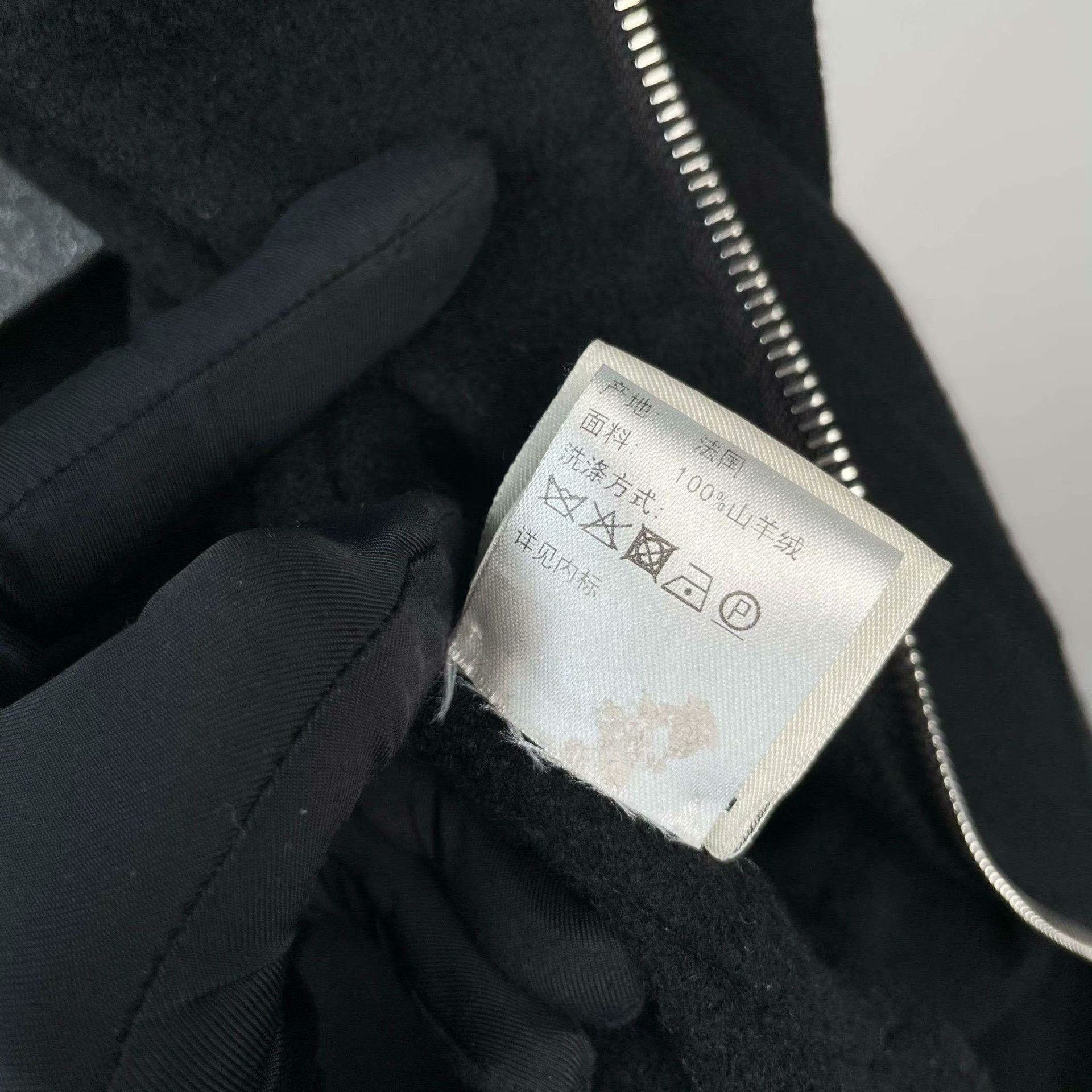 Hermes Hermes Black Coat M Women Size M / US 6-8 / IT 42-44 - 7 Thumbnail