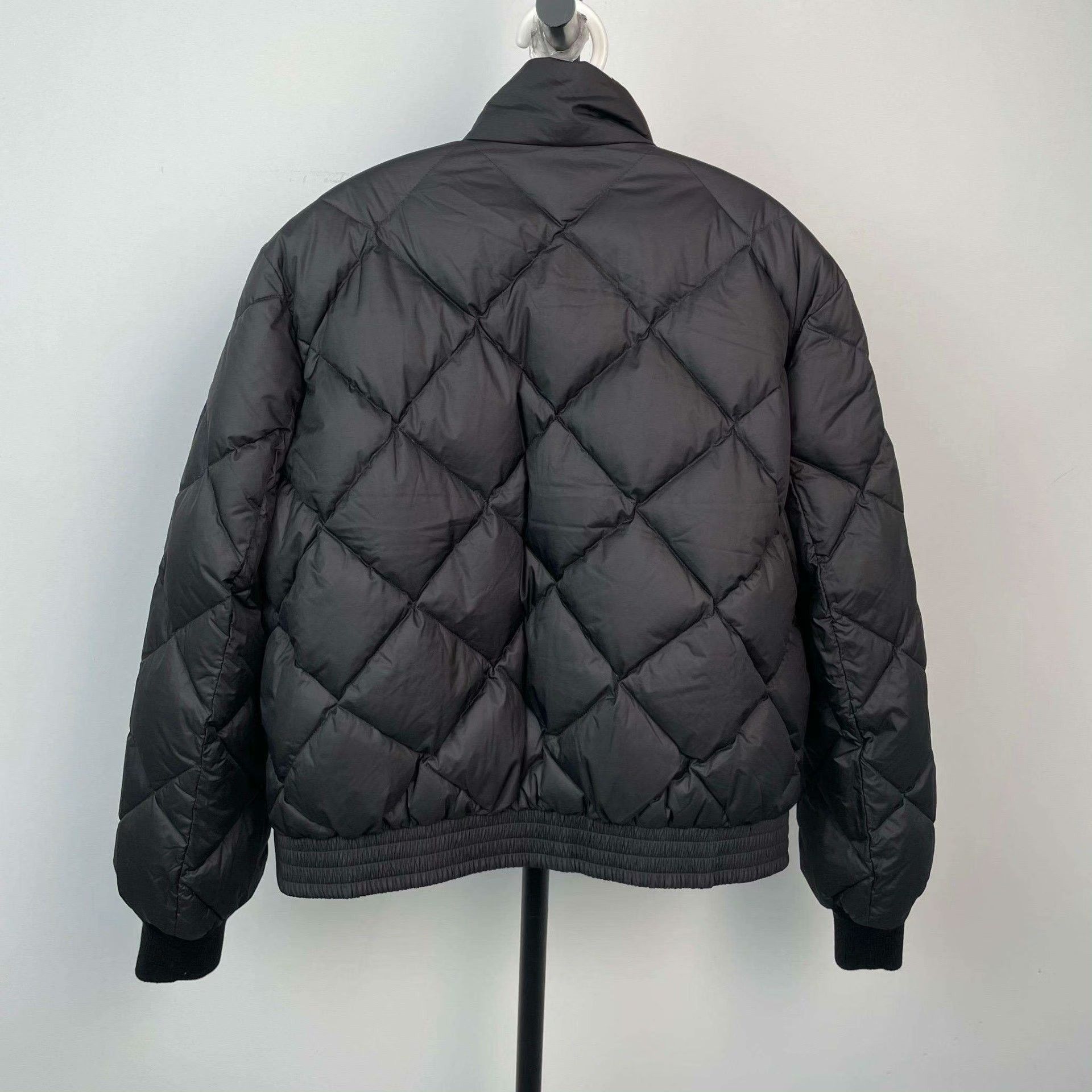 Hermes Hermes Down Black Down Jacket M Women Size M / US 6-8 / IT 42-44 - 3 Thumbnail