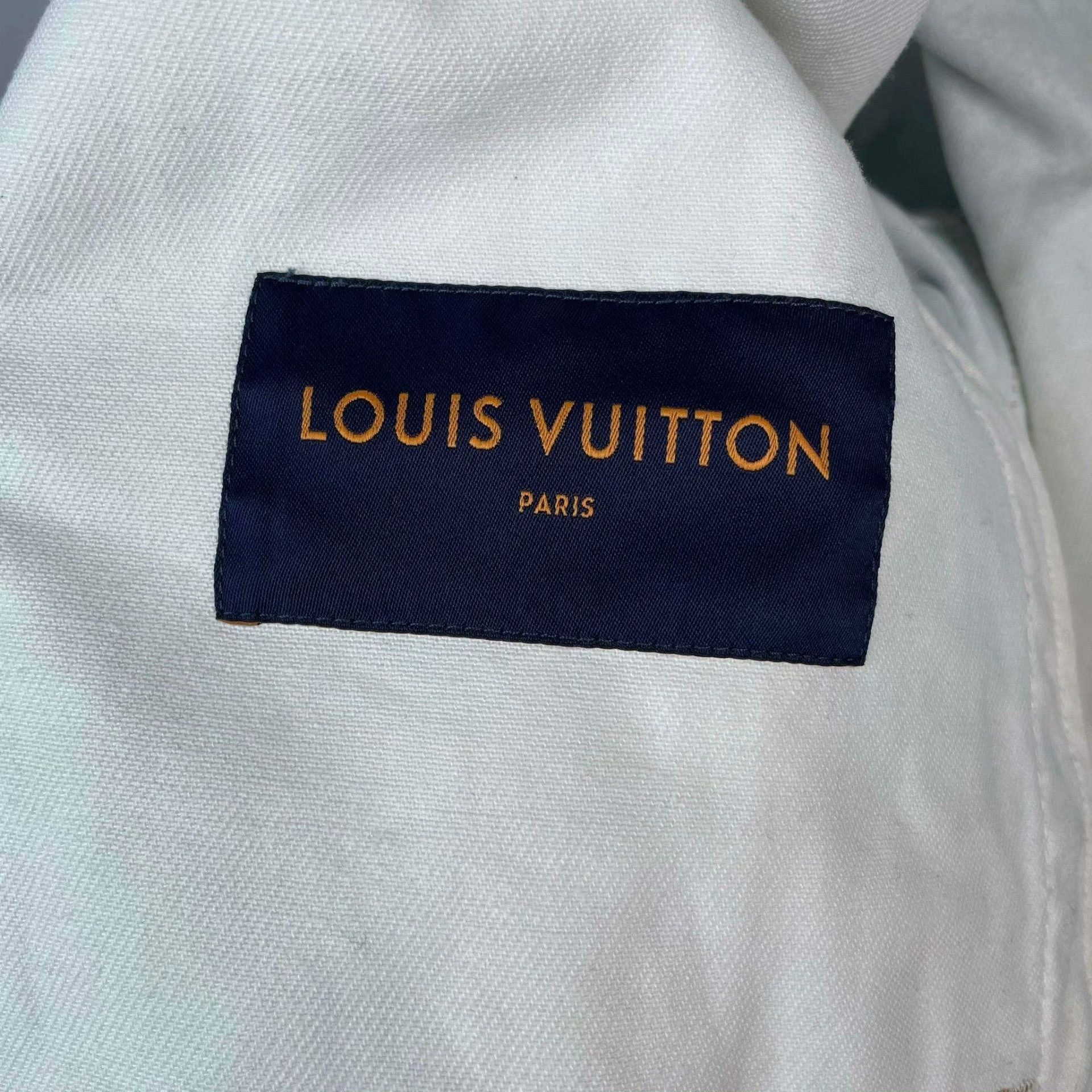 Louis Vuitton Louis Vuitton Denim White Light Jacket M Men Size US M / EU 48-50 / 2 - 3 Thumbnail