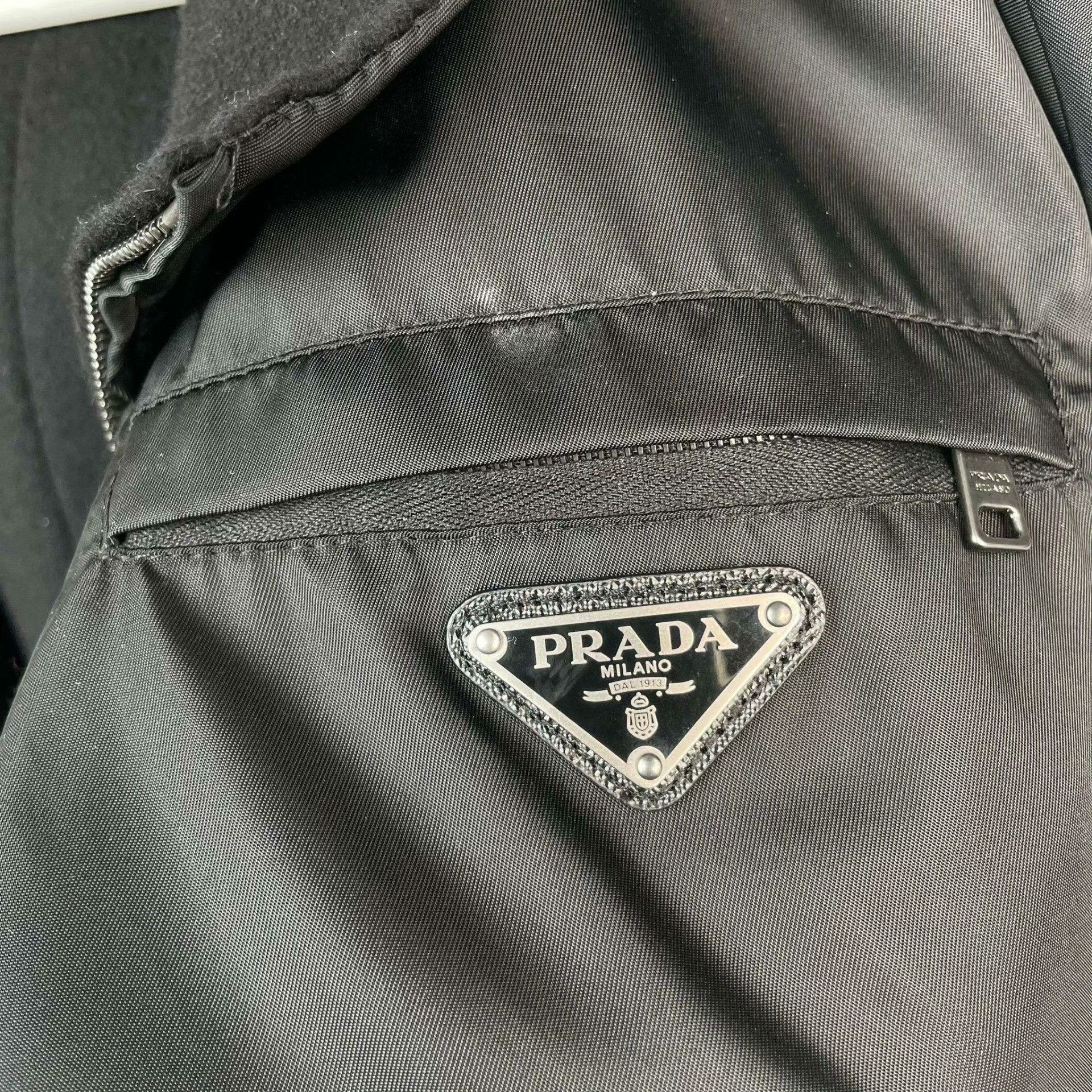 Prada Prada Nylon Black Light Jacket 38 Men Size US S / EU 44-46 / 1 - 3 Thumbnail