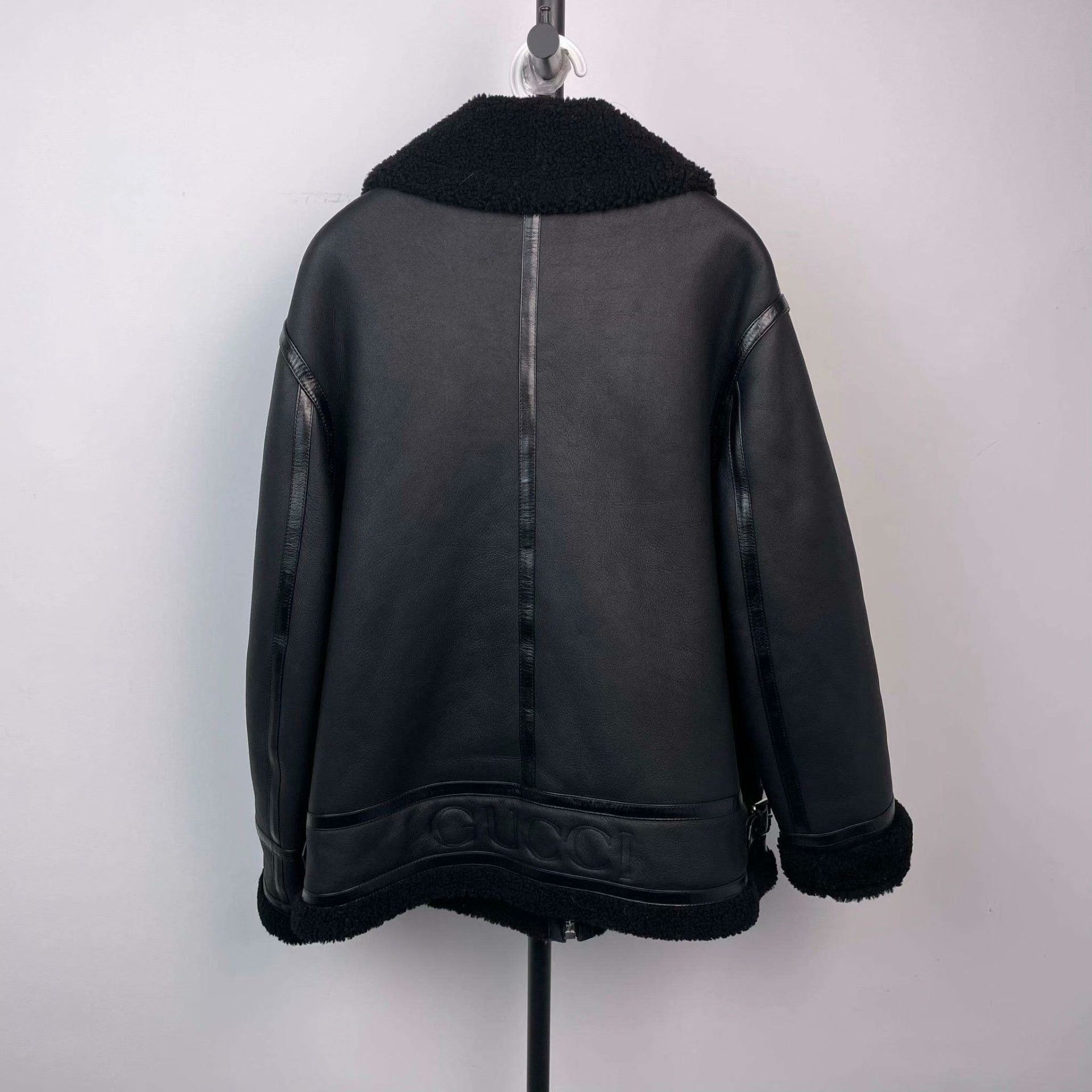 Gucci Gucci Black Leather Jacket 44 Men Size US L / EU 52-54 / 3 - 2 Thumbnail