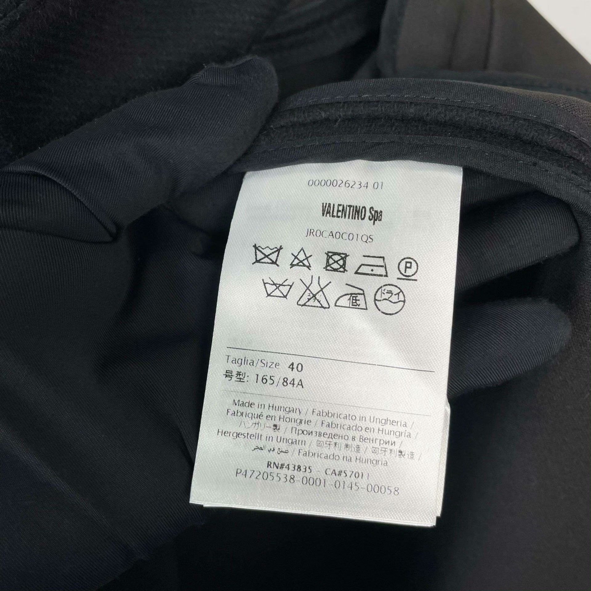 Valentino Valentino Black Hoodie 40 Men Size US M / EU 48-50 / 2 - 5 Thumbnail