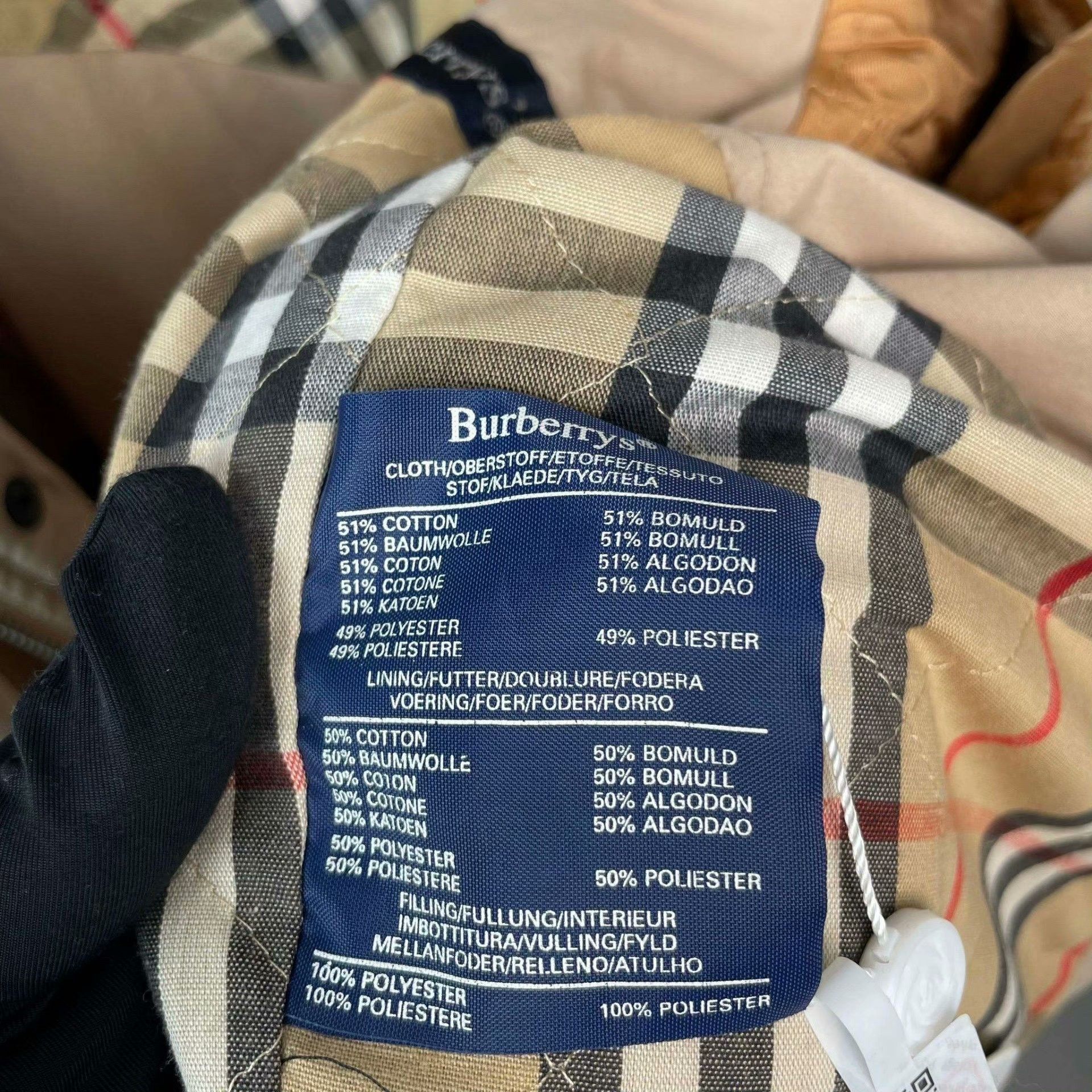 Burberry Burberry Jacket M Women Size M / US 6-8 / IT 42-44 - 4 Thumbnail